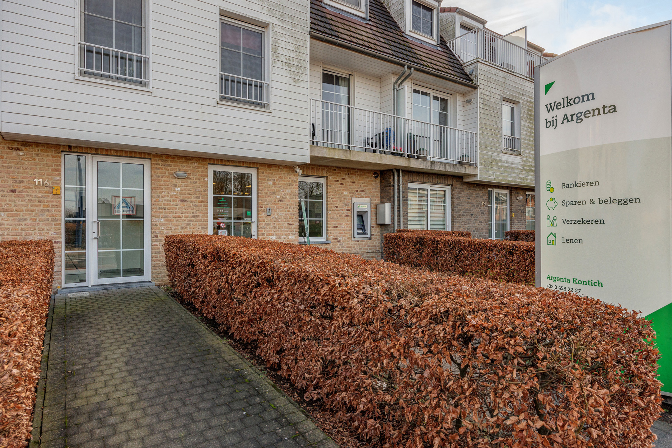 Kantoor 95m2 + tuin + 2 autostaanplaatsen op top locatie - foto 3