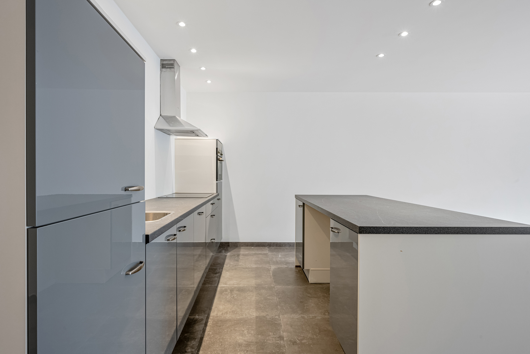 Lichtrijk gelijkvloers appartement met terras op toplocatie! - foto 5