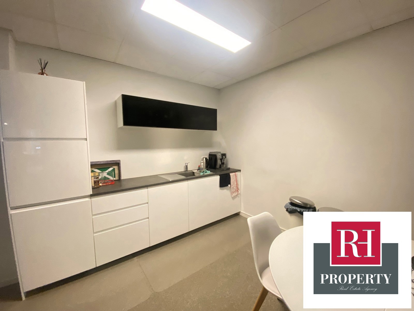 Commercial à louer à Ixelles - photo 5