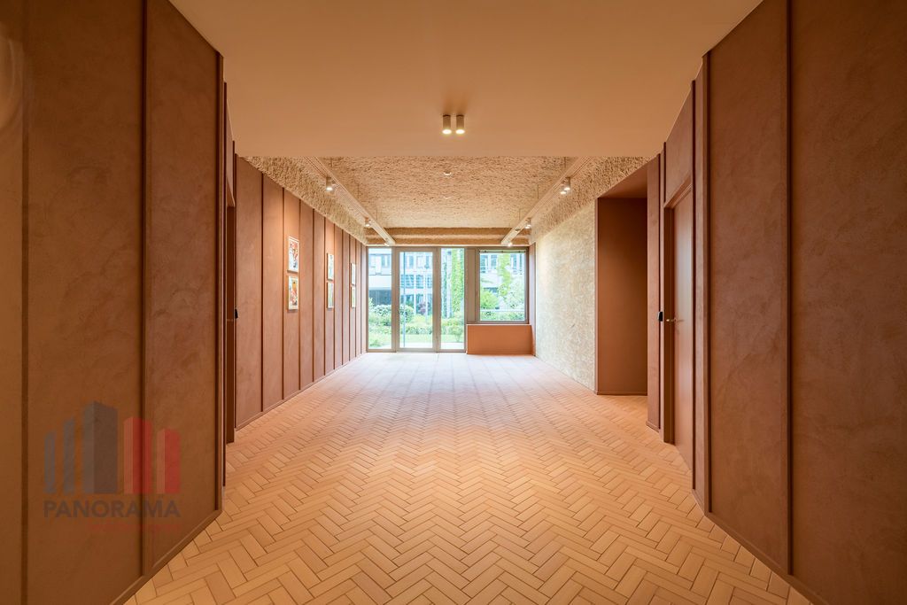 Kantoor van 1.012 m² op 2 min van de R0 te Jette - foto 4