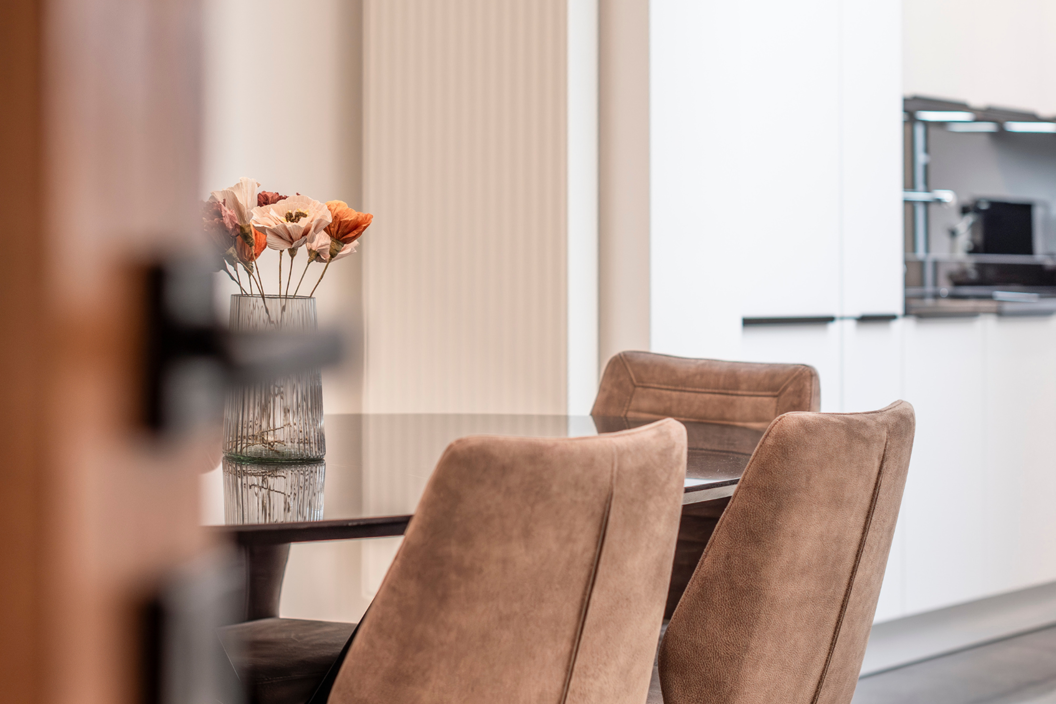 Gezellige stadswoning met 4 slaapkamers en koer - foto 4