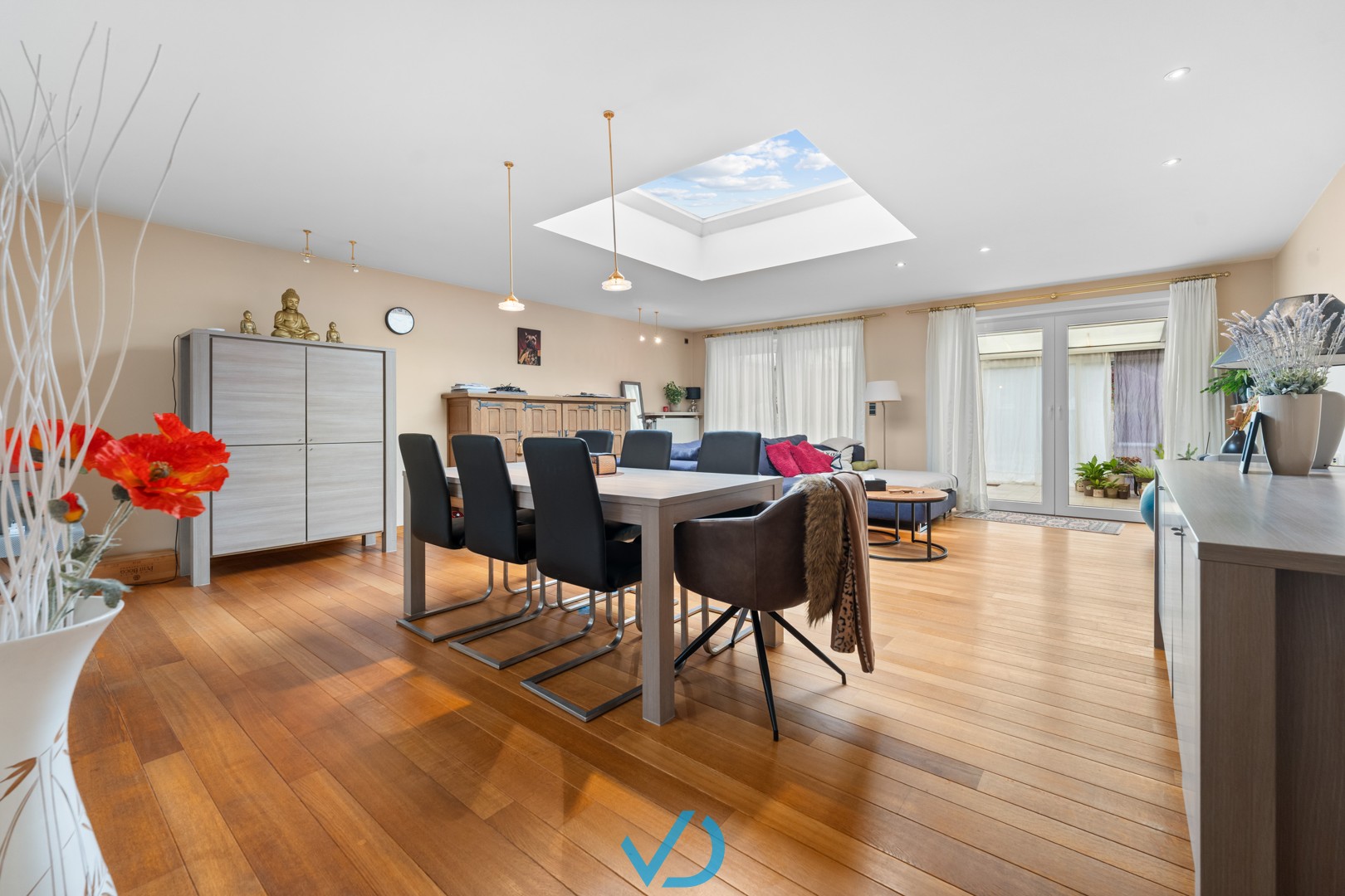 Instapklare woning met gezellig tuintje in het centrum van Westrozebeke! - foto 3