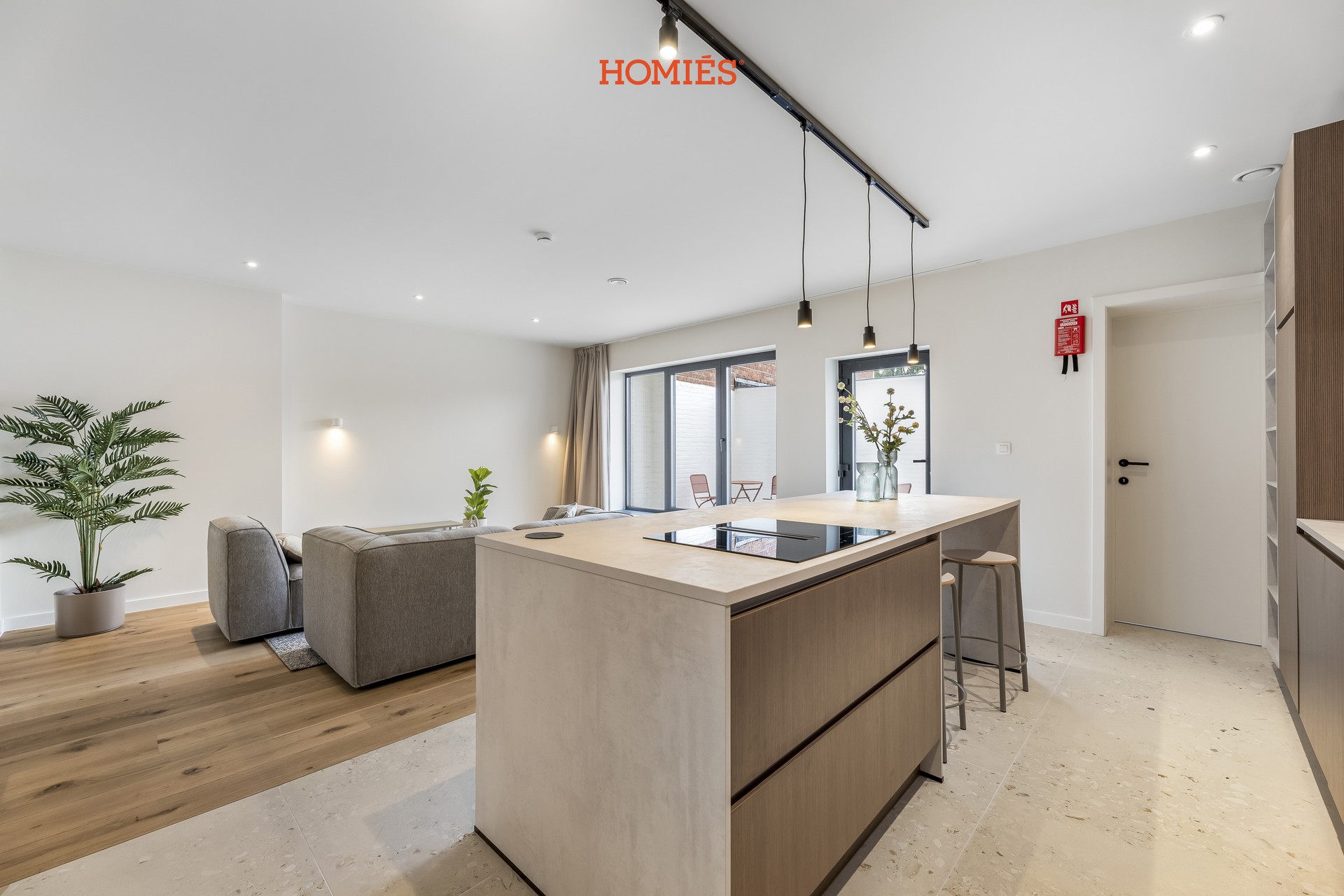 Luxueus en energiezuinig gelijkvloersappartement met stadskoer - foto 3