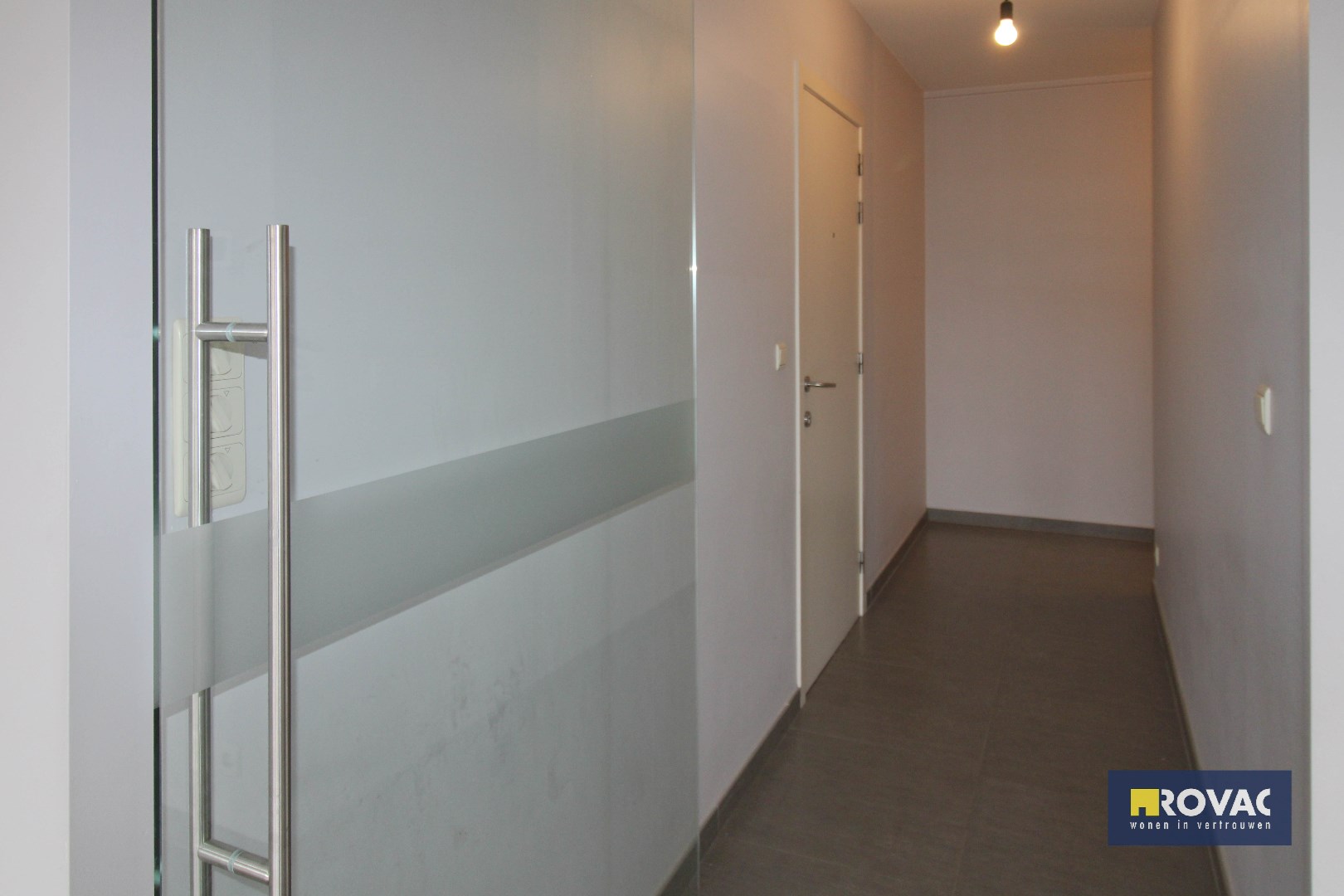 Energiezuinig appartement op absolute toplocatie in centrum Roeselare! - foto 3