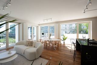 Stijlvol 3-slaapkamer appartement met riant terras en frontaal zicht op waterOntdek deze schitterende unit met frontaal wijds uitzicht op het...
