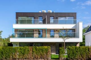 Welkom bij Residentie GOUWBERG, een exclusief nieuwbouwproject met 6 trendy appartementen (ca. 75m² - 92m²) die luxe, comfort en een...