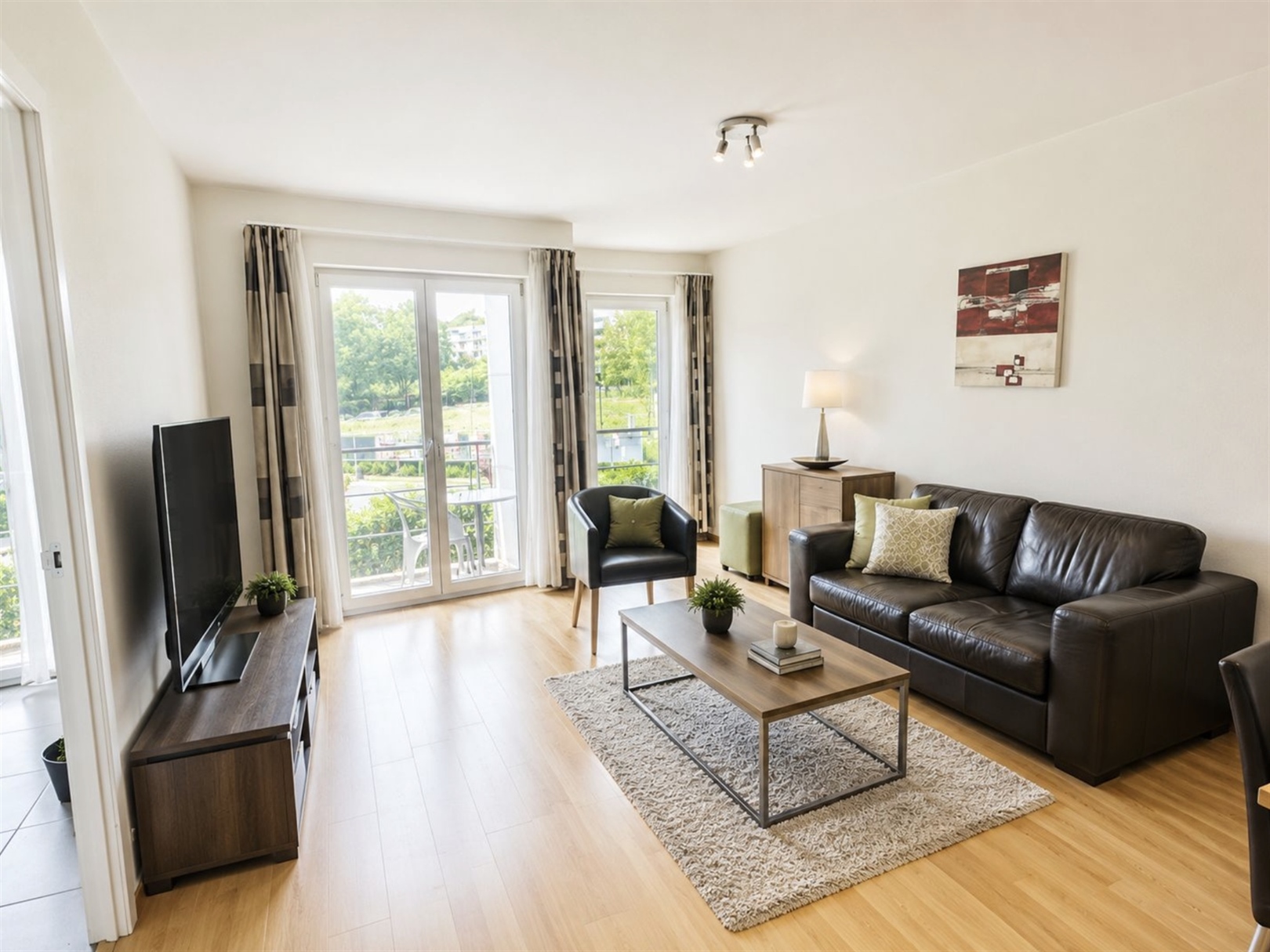 Appt 2-K meublé avec terrasse près de Woluwe Shopping! - photo 4
