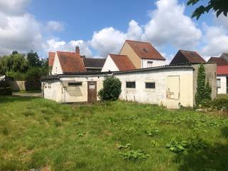 Bent u op zoek naar een unieke kans om uw droomwoning te realiseren? Dan is deze grond op een uitstekende residentiële ligging precies wat u...