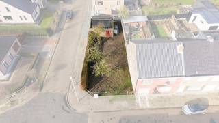 Te koop: bouwgrond voor halfopen bebouwing in de Zwartemolenstraat, Zele, gelegen in een residentiële en aangename omgeving.Deze bouwgrond biedt een...