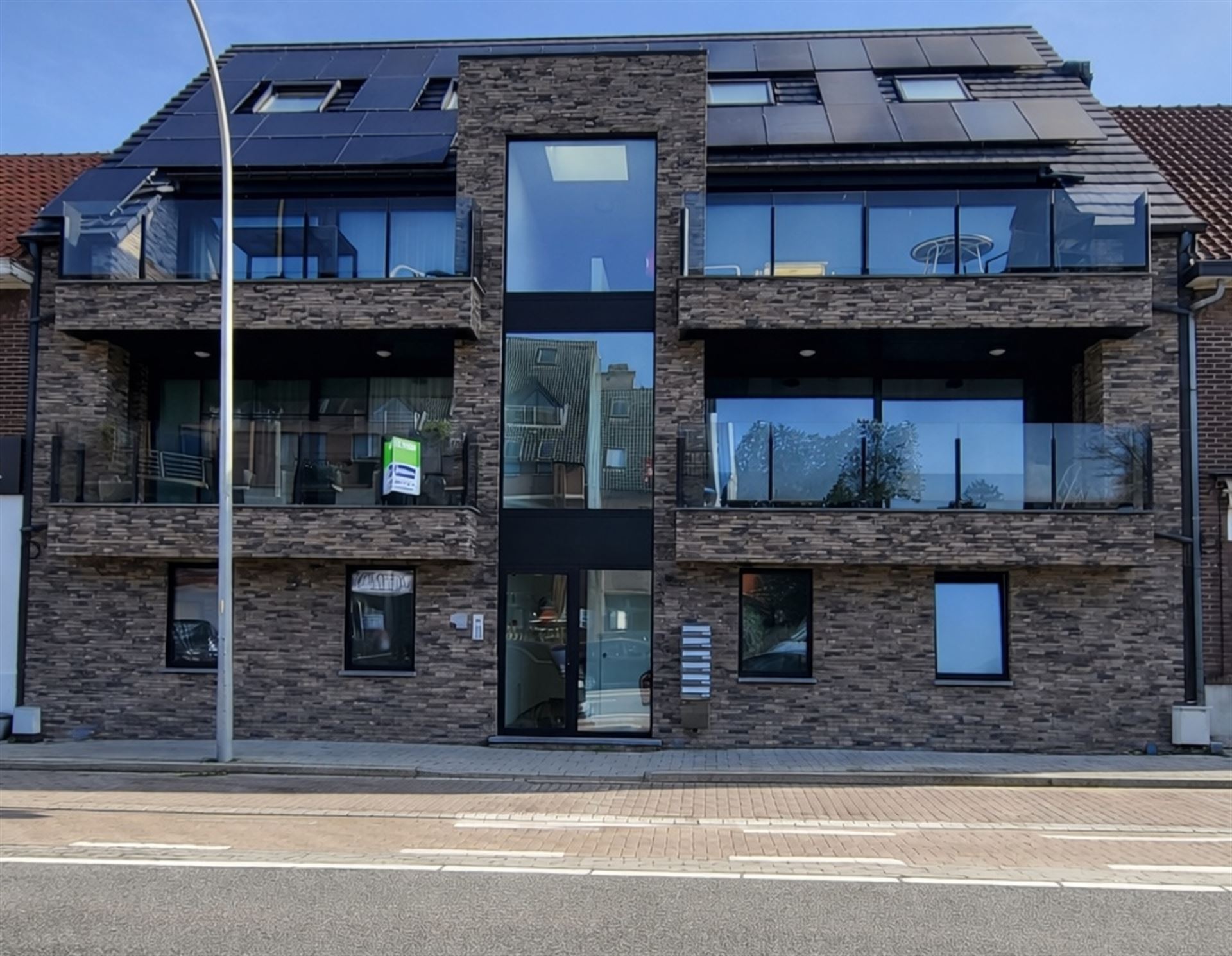 Appartement à vendre à Genk avec 2 chambres - photo 2