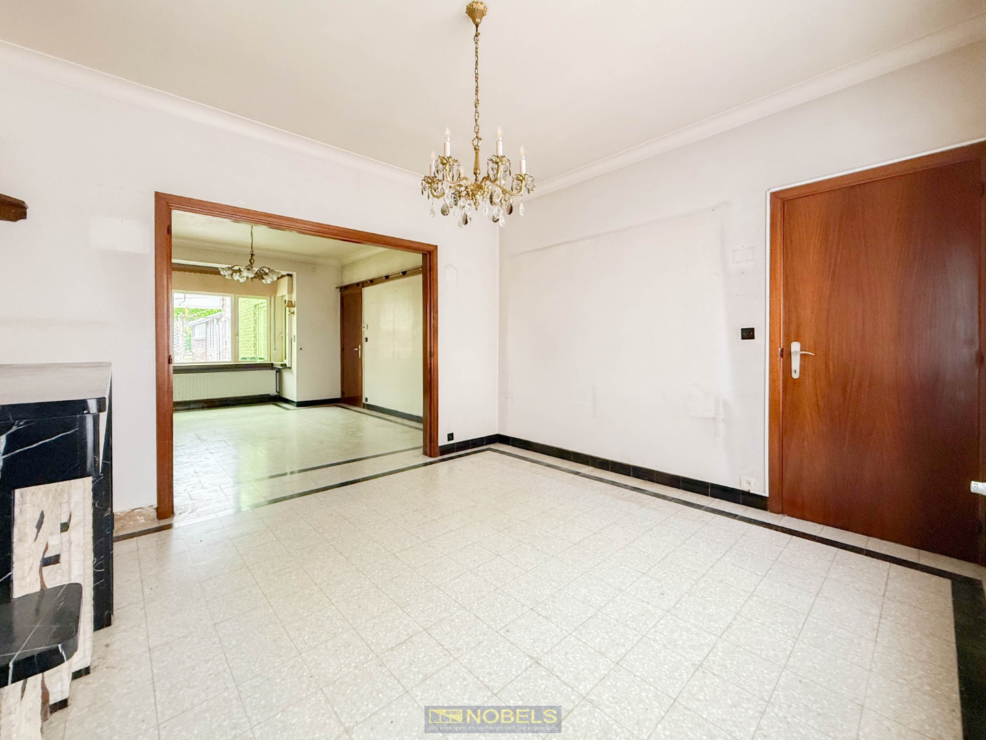 Te koop, te renoveren rijwoning met tuin nabij de N60 - foto 4