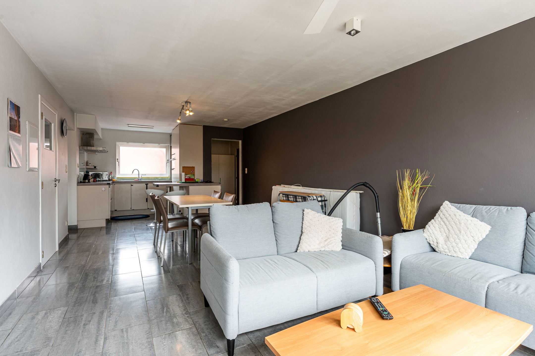 2-slaapkamer appartement op een steenworp van het historisch centrum. - foto 4
