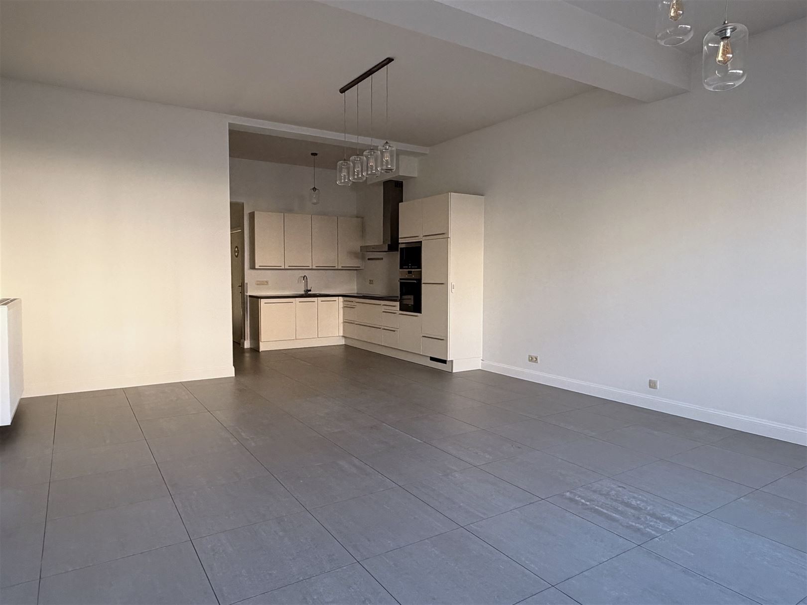 Prachtig gelijkvloers appartement met 3 slaapkamers! - foto 3