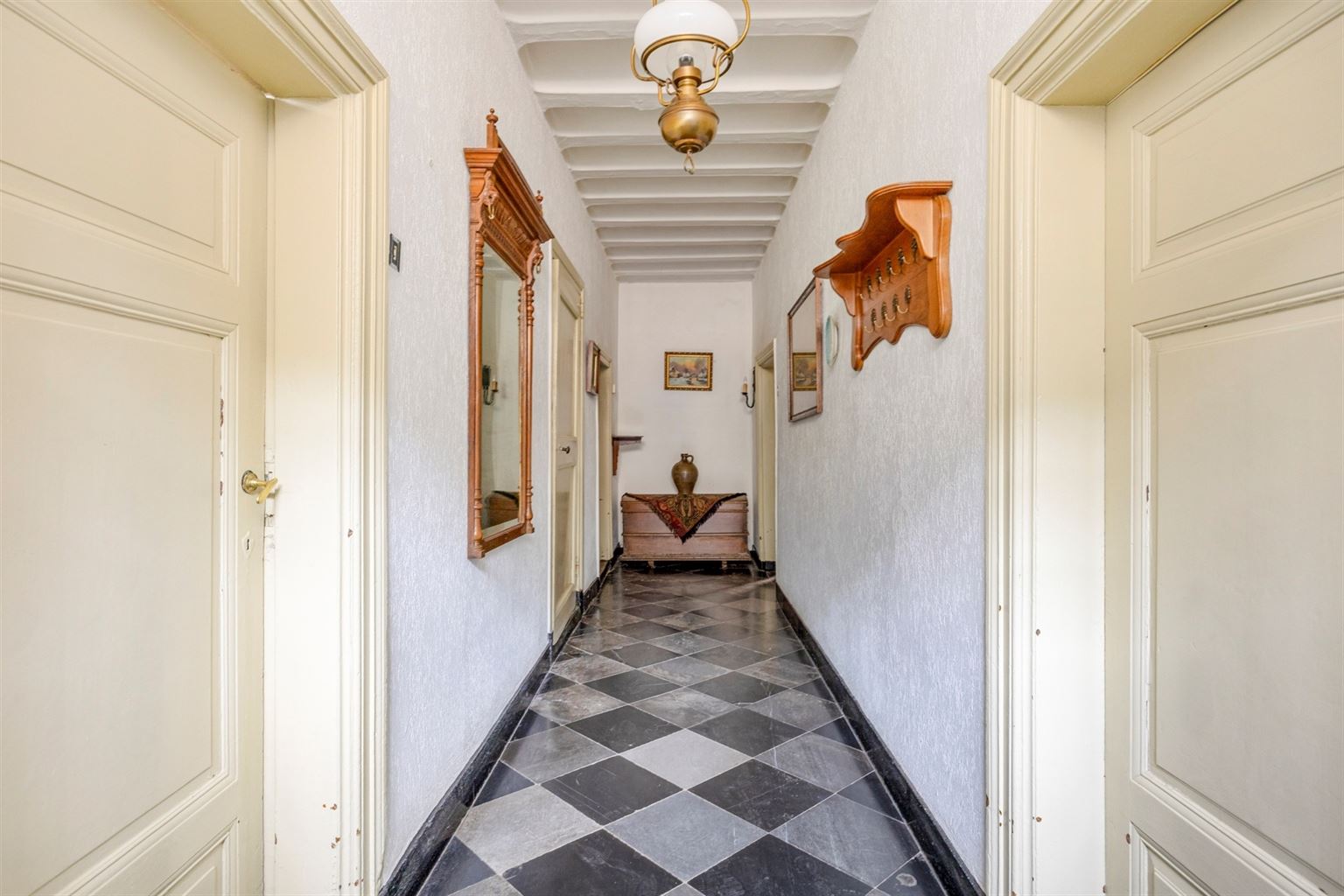 Prachtige 18e-eeuwse hoeve in Maasstijl gelegen in de dorpskern van Ophoven op een perceel van 27a50ca, genaamd "Huize Reynders".  - foto 5