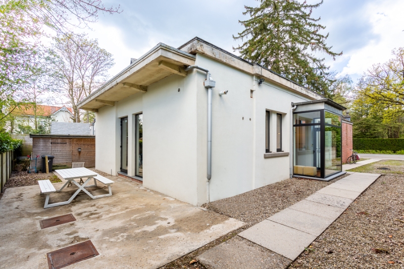 Commercial à louer à Brasschaat - photo 2