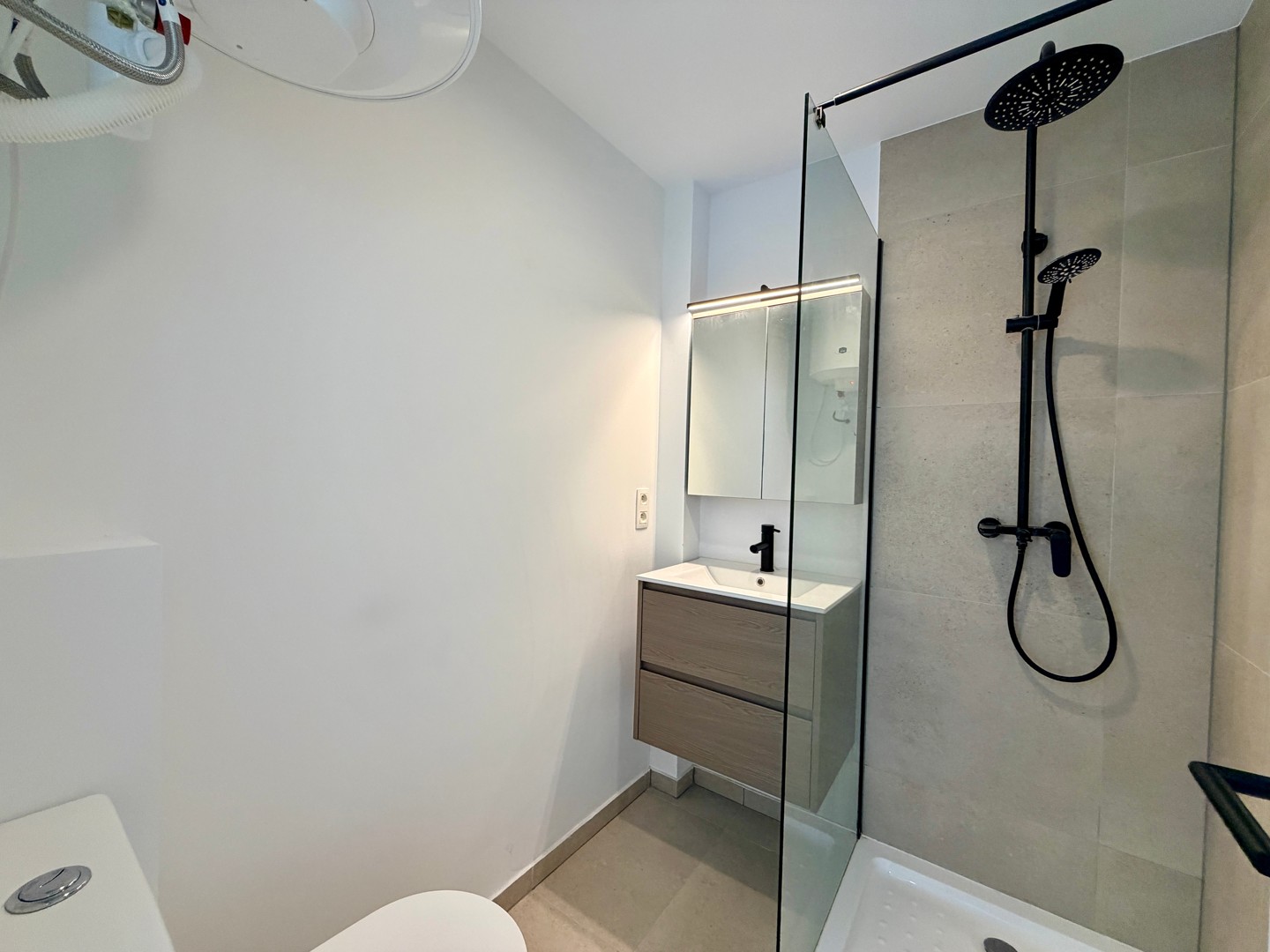 Apartment for rent in Kortrijk - photo 3
