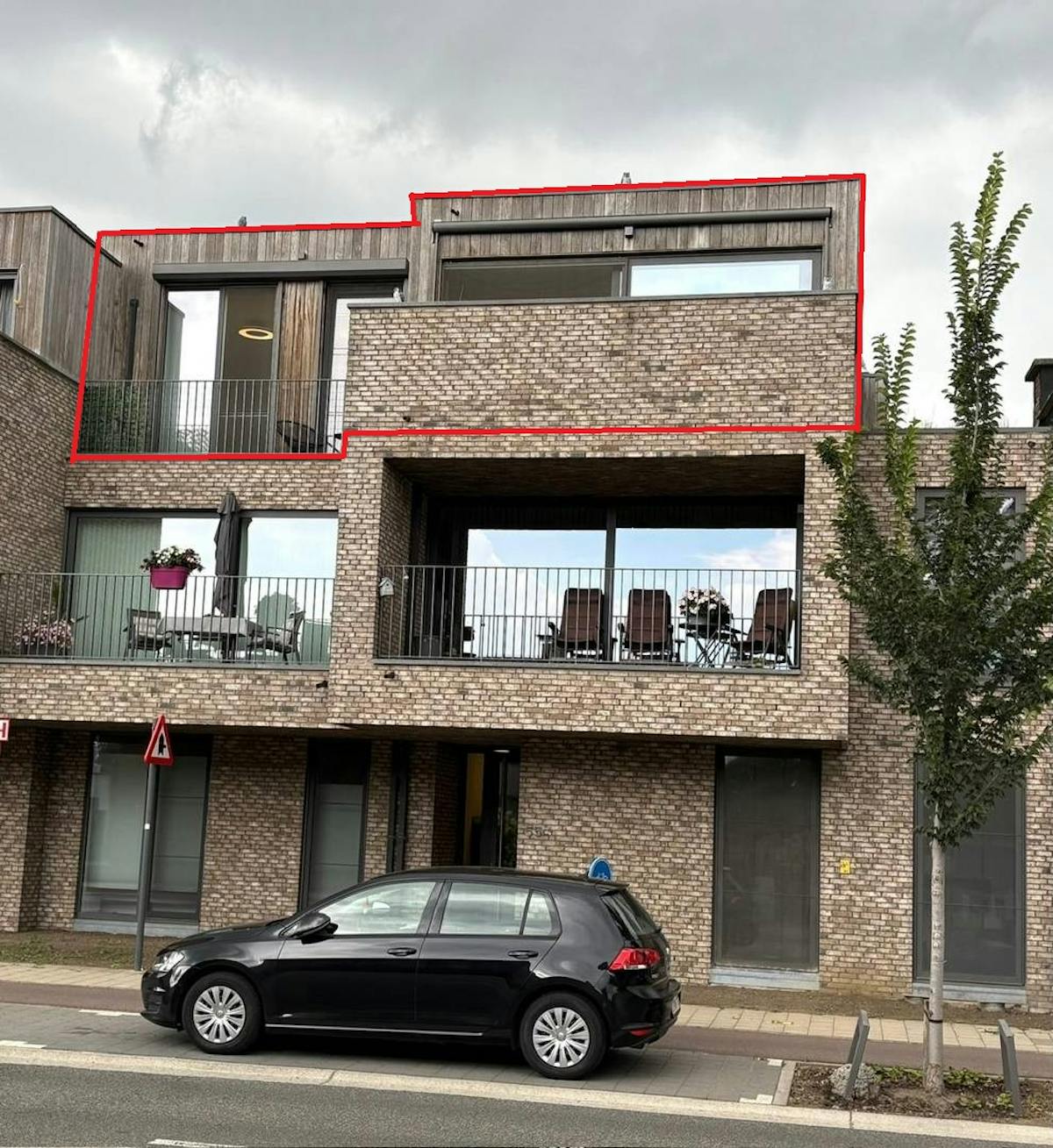 Penthouse spacieux et lumineux à l'état neuf avec 3 chambres - photo 1