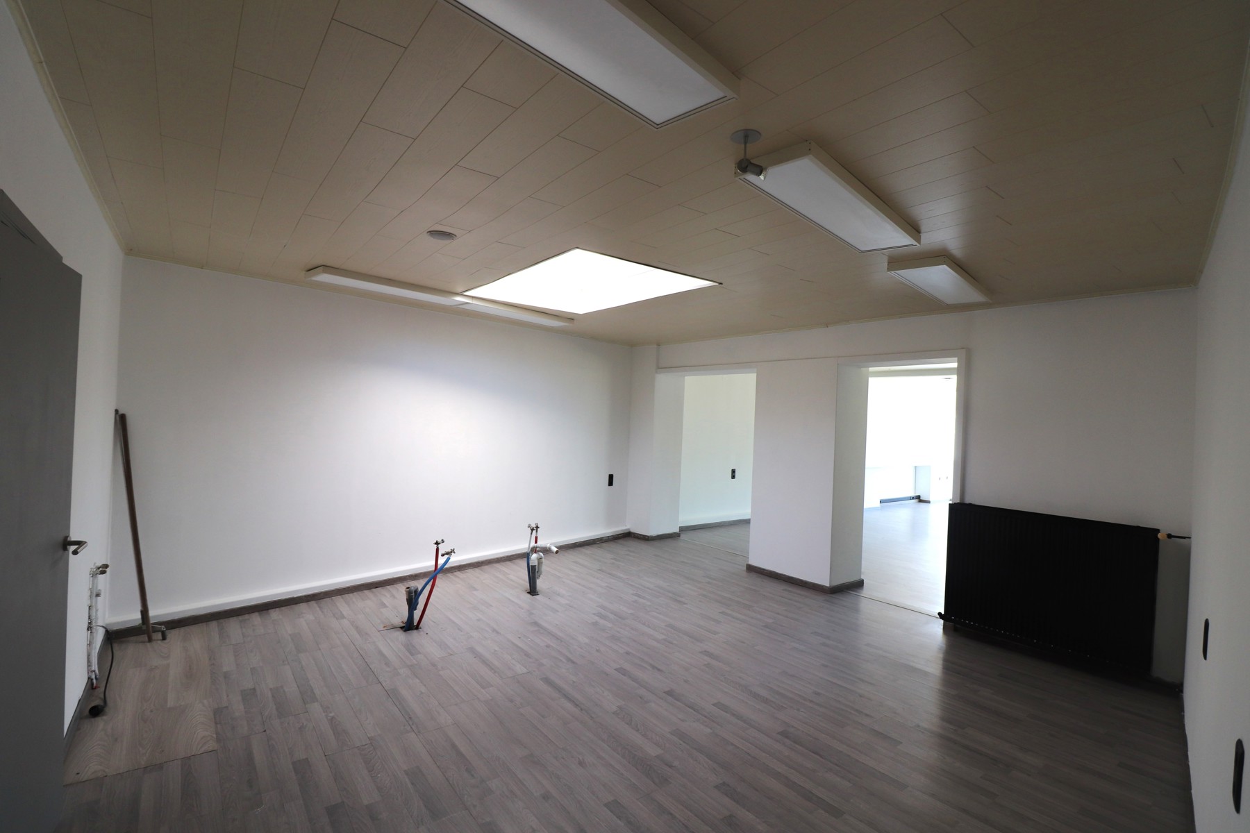 Handelspand van 188 m² nabij het centrum van Merksplas.  - foto 4