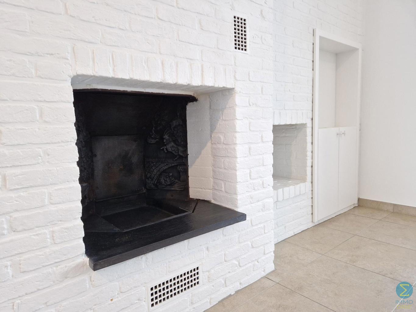 Woning met 3 slaapkamers en inpandige garage op 328m² - foto 5