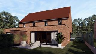 Op zoek naar een kwalitatieve, energiezuinige woning waar ruimte, comfort en een rustige ligging samenkomen? Deze prachtig afgewerkte woning biedt het allemaal. Met drie volwaardige slaapkamers, een grote kamerhoge zolder, inpandige garage, ruime berging, aangelegde tuin en een terras van maar liefst 8 x 3 meter is dit een ideale gezinswoning. Deze worden gebouwd in 2027.<br /><br />LICHTRIJKE LEEFRUIMTE & OPEN KEUKEN<br /><br />Via de ruime inkomhal met gastentoilet kom je in de bijzonder lichtrijke leefruimte. De open keuken met eiland vormt het hart van de woning en sluit mooi aan bij de leefruimte.<br /><br />De keuken wordt standaard uitgerust met kwalitatieve Bosch-toestellen, maar kan nog volledig naar eigen smaak worden gekozen binnen een voorziene handelswaarde van € 12.500.<br /><br />Dankzij het grote schuifraam geniet je vanuit de leefruimte van een aangenaam zicht op de tuin en heb je rechtstreeks toegang tot het volledig afgewerkte terras van 8 x 3 meter.<br /><br />Op het gelijkvloers bevinden zich daarnaast een zeer ruime berging en een inpandige garage met sectionale elektrische poort. Via de zijdeur is er rechtstreeks toegang tot de oprit langs de woning.<br /><br />3 VOLWAARDIGE SLAAPKAMERS & RUIME BADKAMER<br /><br />De eerste verdieping omvat een nachthal, drie volwaardige slaapkamers en een ruime badkamer.<br /><br />De badkamer is voorzien van een inloopdouche, toilet en een badkamermeubel met spiegelkast en dubbele lavabo. Het maatwerk badkamermeubel kan nog volledig volgens eigen smaak worden samengesteld. Bovendien is er nog de mogelijkheid om een ligbad te plaatsen.<br /><br />KAMERHOGE ZOLDER MET VEEL MOGELIJKHEDEN<br /><br />Een absolute extra troef is de ruime, kamerhoge zolderverdieping. Deze is bereikbaar via een zolderluik met trap en kan perfect dienstdoen als extra bergruimte.<br /><br />Dankzij de royale ruimte en hoogte zijn er bovendien mogelijkheden om de zolder in de toekomst verder in te richten als extra slaapkamer(s), hobbyruimte of bureau.<br /><br />AANGELEGDE TUIN & PARKEREN<br />De tuin beschikt reeds over een aangelegd gazon en is volledig omheind met een draadafsluiting.<br />De ruime oprit naast de woning biedt plaats aan maar liefst drie personenwagens en zorgt tegelijkertijd voor een praktische en vlotte toegang tot de tuin.<br />Er is bovendien de mogelijkheid om aan de woning nog een extra carport en/of tuinberging te realiseren.<br /><br />UITZONDERLIJK ENERGIEZUINIG<br />Ook op technisch vlak is deze woning voorzien van moderne en energiezuinige technieken:<br />• Zonnepanelen van 4.000 Wp<br />• Panasonic-warmtepomp<br />• Vloerverwarming op zowel het gelijkvloers als de eerste verdieping<br />• Vloerverwarming per verdieping volledig onafhankelijk regelbaar<br />• Ventilatiesysteem D met warmterecuperatie<br />• Regenwaterput van 10.000 liter<br />• Mogelijkheid tot het plaatsen van een thuisbatterij<br />• Kwalitatieve A-merken voor onder andere sanitair en keukentoestellen<br /><br />DE TROEVEN OP EEN RIJTJE<br />✓ Energiezuinige nieuwbouwwoning<br />✓ 3 volwaardige slaapkamers<br />✓ Grote kamerhoge zolder met uitbreidingsmogelijkheden<br />✓ Inpandige garage<br />✓ Bijzonder ruime berging<br />✓ Open keuken met eiland<br />✓ Bosch-keukentoestellen<br />✓ Keuken nog naar eigen smaak te kiezen binnen budget van € 12.500<br />✓ Maatwerk badkamermeubel nog vrij te kiezen<br />✓ Terras van 8 x 3 meter<br />✓ Aangelegde en volledig omheinde tuin<br />✓ Oprit voor 3 wagens<br />✓ Zonnepanelen – 4.000 Wp<br />✓ Warmtepomp en vloerverwarming op beide verdiepingen<br />✓ Ventilatiesysteem D met warmterecuperatie<br />✓ Regenwaterput van 10.000 liter<br />✓ Mogelijkheid tot carport en/of tuinberging<br />✓ Zeer rustige ligging tussen Ieper en Roeselare<br />✓ Zicht op de in aanleg zijnde tuinen van de Kasteelhoeve<br />✓ Kwalitatief en hoogstaand afgewerkt<br /><br /><br />RUSTIG WONEN, KLAAR VOOR DE TOEKOMST<br />Deze woning is de ideale voor mensen die op zoek zijn naar een perfecte combinatie van ruimte, comfort, hedendaagse technieken en energiezuinig wonen. Dankzij de drie slaapkamers, de ruime zolder met extra mogelijkheden, de inpandige garage en de grote tuin biedt ze bovendien heel wat flexibiliteit voor de toekomst.<br /><br />De rustige ligging tussen Ieper en Roeselare, gecombineerd met het zicht op de in aanleg zijnde tuinen van de Kasteelhoeve, maakt het plaatje compleet.<br />Een kwalitatieve en energiezuinige woning met ruimte voor vandaag én morgen<br /><br />Indeling:<br />- Inkomhal<br />- Ruime leefruimte met open keuken<br />- Berging<br />- Inpandige garage<br />- 3 slaapkamers<br />- Badkamer<br />- Apart toilet<br />- Tuin<br />- Zolderruimte<br /><br />Contacteer ons vrijblijvend voor meer informatie, plannen en lastenboek. <br /><br />Lot 3: €370.450<br /><br />Lot 4: €359.425