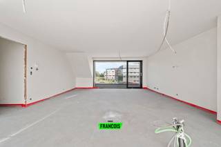 Op een steenworp van het centrum van Oostende, treffen we de Residentie King Charles aan.Deze unieke mogelijkheid is gelegen nabij het centrum van...