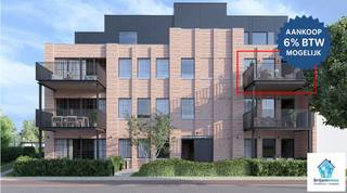 Op de 2 verdieping van Residentie De Smisberg in Koningshooikt bevindt zich dit ruime BEN-appartement (E-peil ≤ 20 – EPC A). Met ca. 105 m² bewoonbare oppervlakte en een mooi terras biedt dit appartement het perfecte evenwicht tussen comfort, energiezuinigheid en moderne architectuur.
De lichtrijke leefruimte sluit naadloos aan op de open keuken (budget volgens lastenboek. Afwerking zelf te kiezen ) en geeft toegang tot het terras. Verder beschikt het appartement over twee volwaardige slaapkamers, een badkamer met moderne afwerking, een apart toilet en een praktische berging. Budgetten voorzien in lastenboek. Vrije keuze.
Dankzij de vloerverwarming, lucht-water warmtepomp met actieve koeling, zonnepanelen en hoogrendementsbeglazing geniet u hier van een bijzonder lage energiefactuur. Aluminium buitenschrijnwerk, videofooninstallatie, lift en ondergrondse parkeermogelijkheden zorgen voor extra comfort en veiligheid.
De ondergrondse garage biedt autostaanplaatsen en privatieve bergingen (verplicht aan te kopen) zijn bereikbaar via een veilige sectionaalpoort en lift.
Deze kleinschalige REsidentie ligt in een rustige dorpsomgeving in Koningshooikt, met vlotte verbindingen naar Lier, Mechelen en Antwerpen.
Prijs appartement 02-03: € 358.000 (excl. kosten).
Ondergrondse parkeerplaatsen beschikbaar vanaf € 30.000 en bergingen vanaf € 5.000.
Interesse? Bel Briljantimmo op 015/420 277 en ontdek dit prachtige appartement zelf!
Een realisatie van RDS Construct.