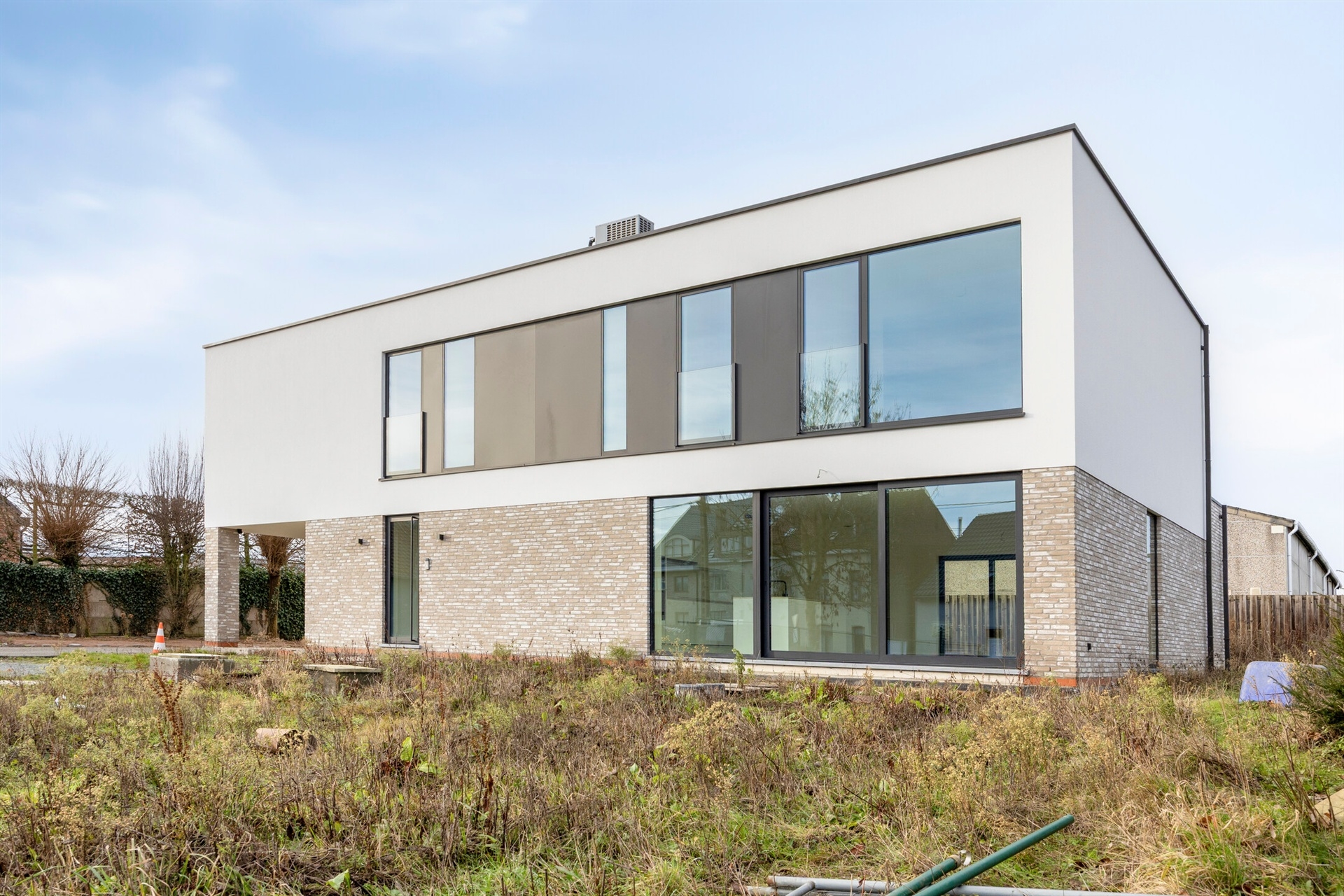 Luxueuze nieuwbouw-woning (met praktijkruimte en wachtzaal)! - foto 5