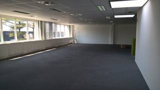 Ideally located office space of 407 m² near Ikea Zaventem and the E40. The price/quality ratio is very attractive. The bright office is located in...