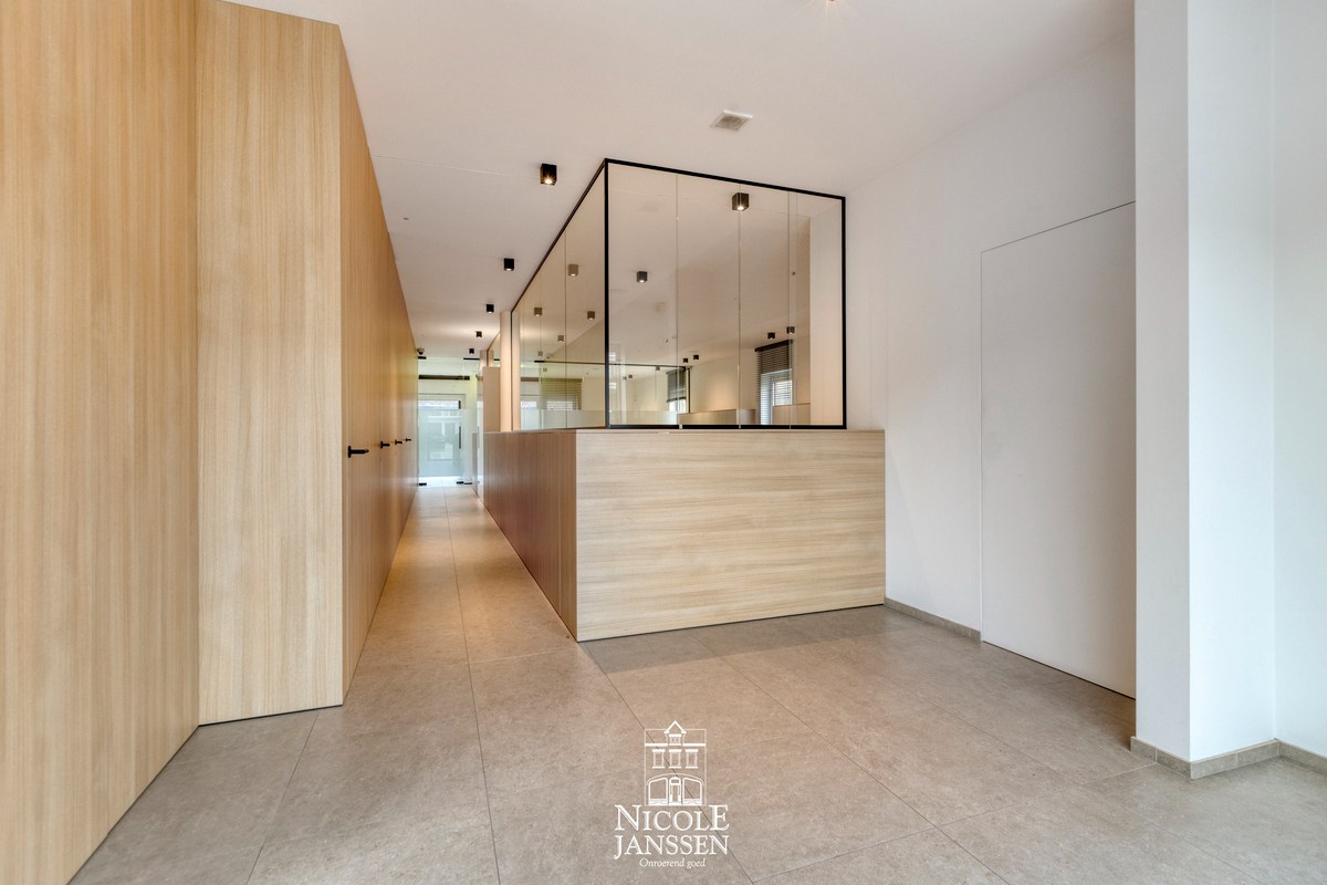 Gelijkvloers instapklaar handelspand - foto 4