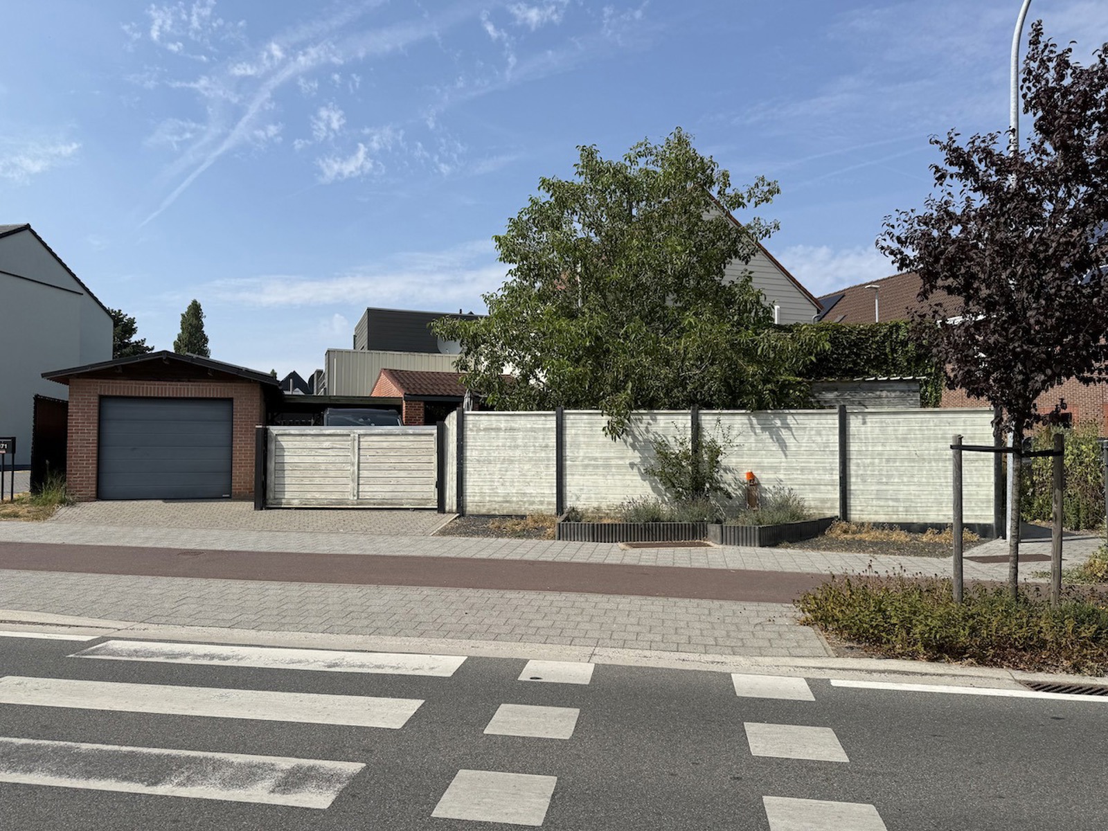 Super charmante volledig gerenoveerde starterswoning met tuin en garage - foto 4
