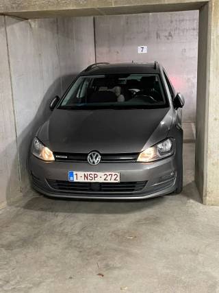 Ondergrondse staanplaats in de residentie 'Flanders Avenue' tussen de Vlaanderenstraat en de Brabantdam.Deze staanplaats is gelegen op -1 met...