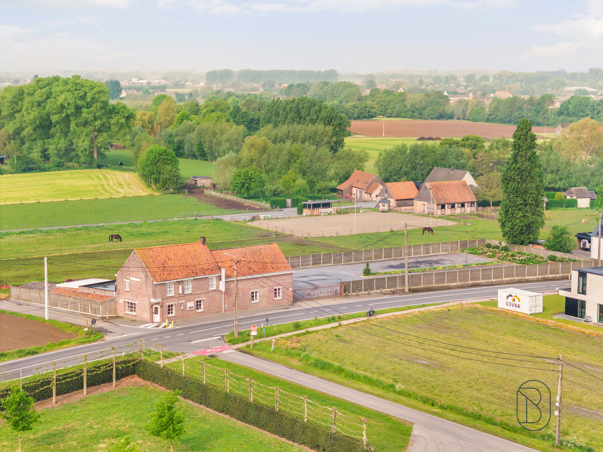 Topgelegen horecazaak met parking, en woonst - foto 2