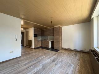 Charmant gelijkvloers appartement met 2 slaapkamers, ideaal gelegen in het hart van Zeebrugge, op wandelafstand van de zeedijk en het strand...