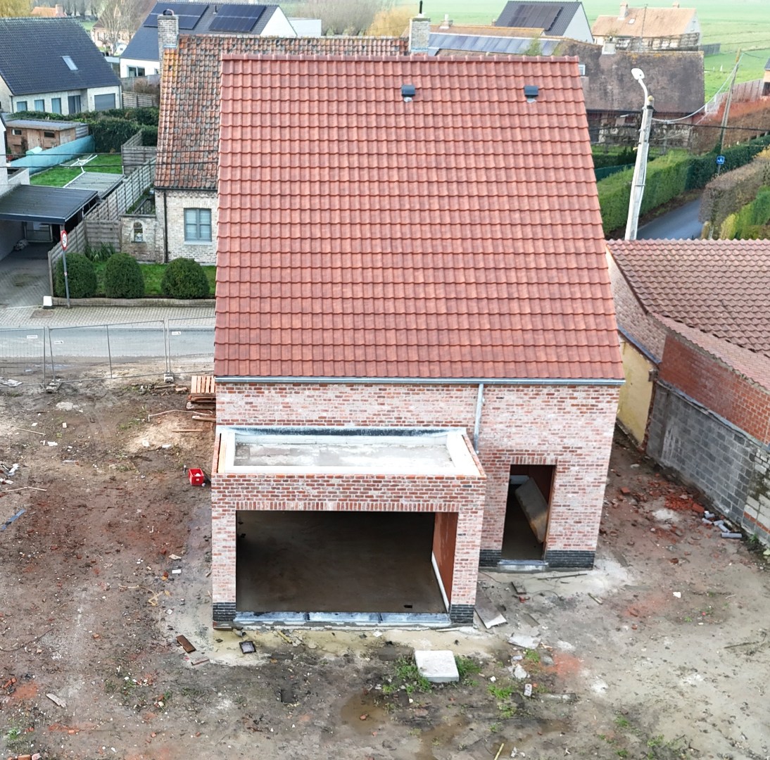 Alleenstaande nieuwbouwwoning met 4 slaapkamers en tuin te Koekelare - foto 2