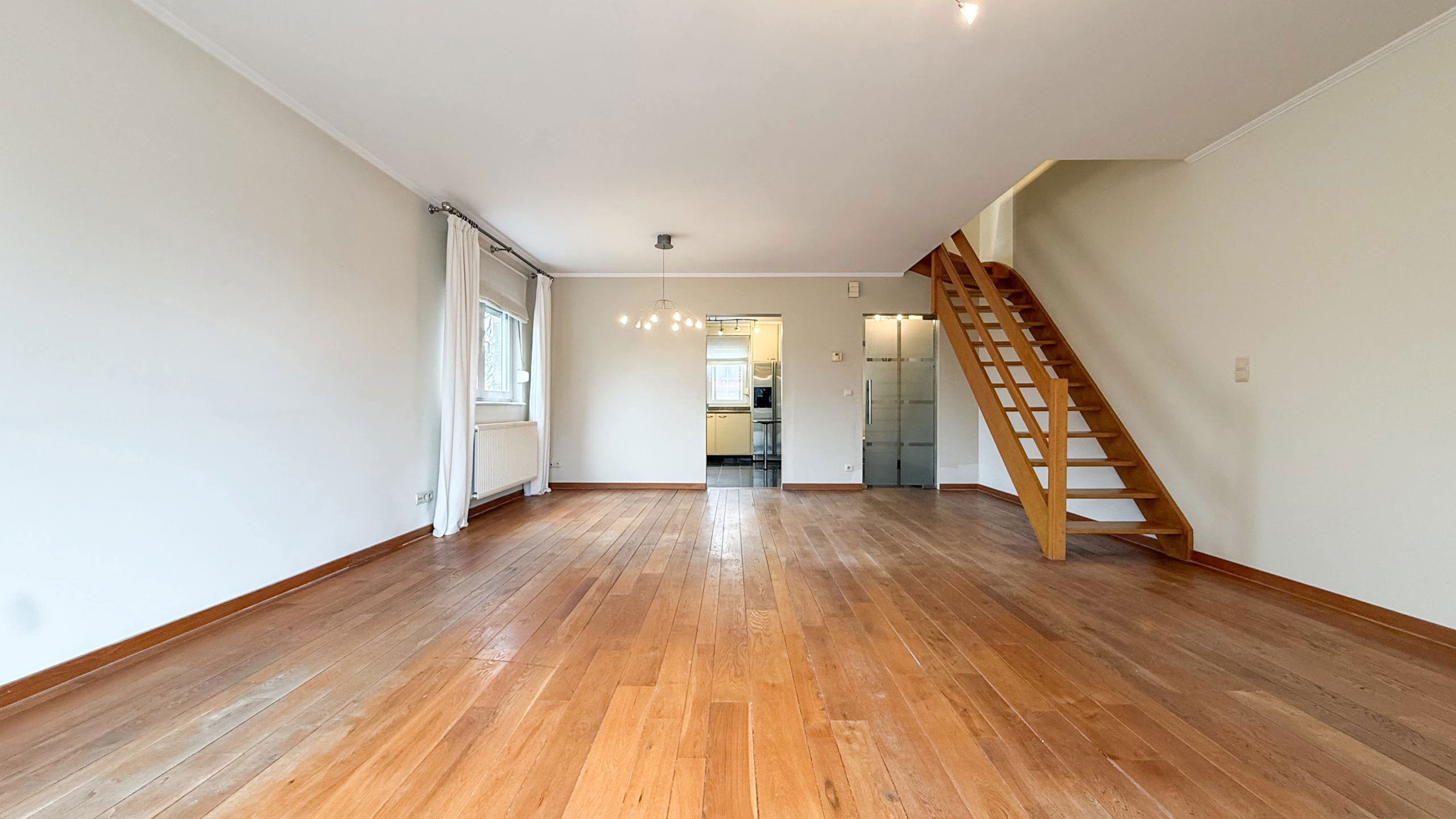 Gezellig duplex appartement met terras en garagebox in HZ! - foto 4