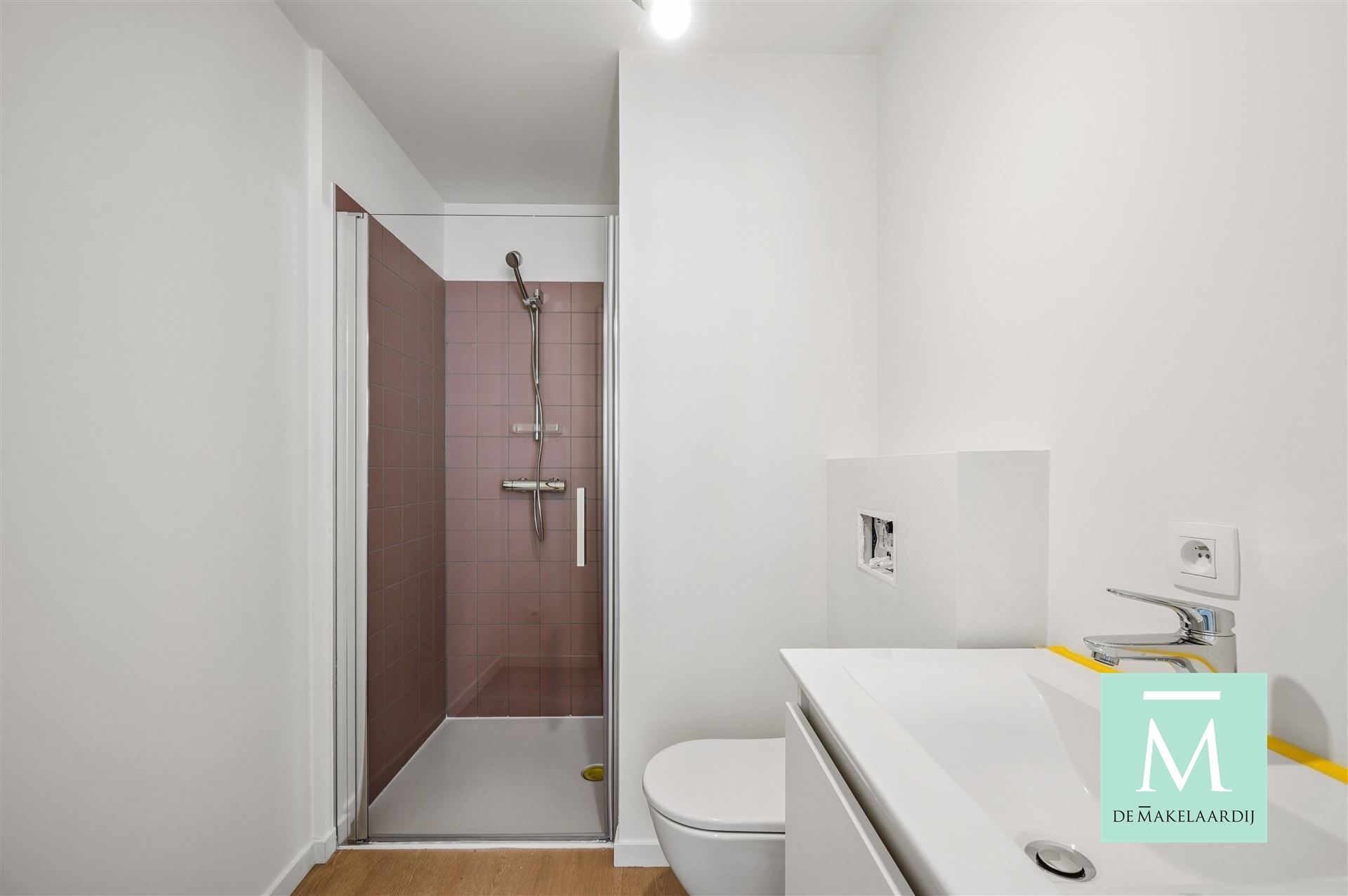 STUDENTS ONLY! Gemeubelde studio in hartje Mechelen - EERSTE BEWONING NA RENOVATIE - foto 5