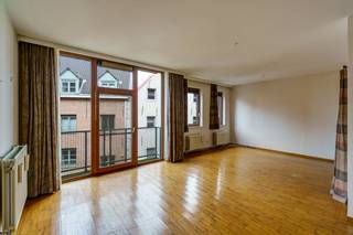 ASSISTENTIEWONING IN HOF VAN VILLERS IN HARTJE MECHELENTweede verdiepingDeze assistentiewoning is gelegen in residentie Hof Van Villers, midden in...