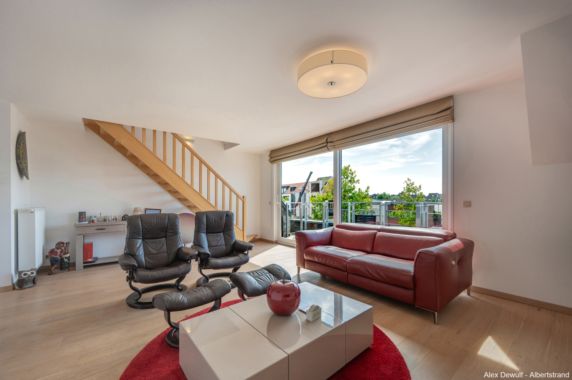 Zonnig duplex-appartement met 3 slaapkamers en garagebox. - foto 4