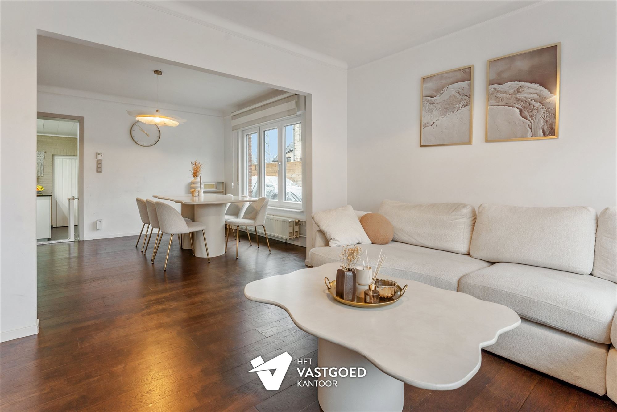 VOLLEDIG GERENOVEERDE WONING MET 4 SLAAPKAMERS, RUIME LEEFRUIMTES EN VRIJSTAANDE GARAGE OP PERCEEL VAN 6A90CA VLAKBIJ BE-MINE - foto 4