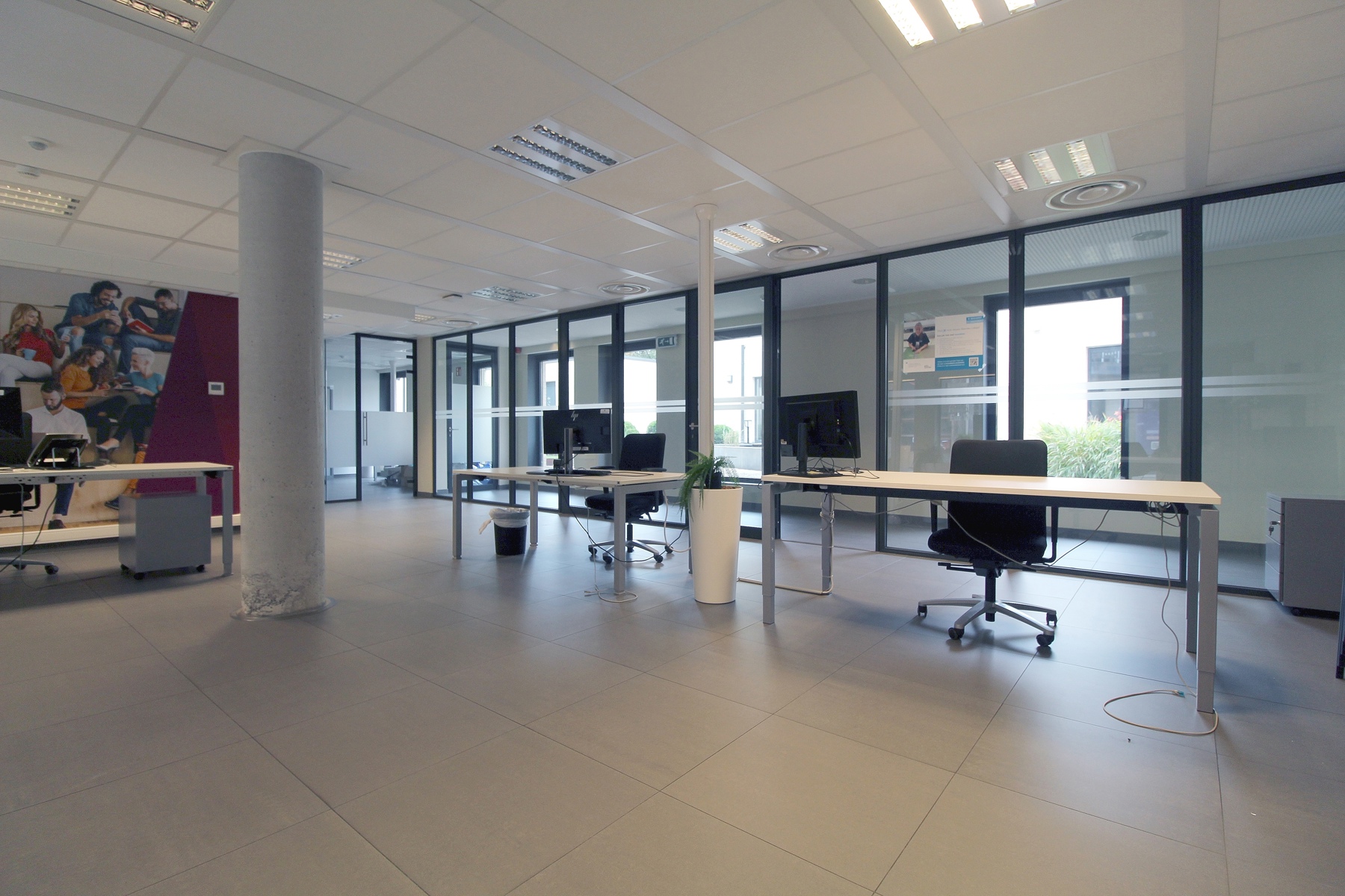 Uitstekende, centraal, gelegen kantoorruimte te Wetteren - foto 3