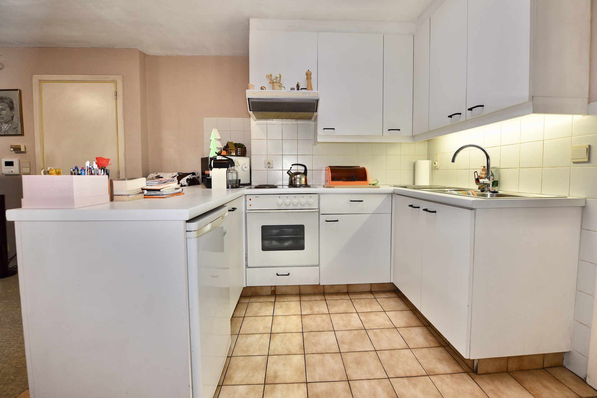 Centraal gelegen appartement met 2 slpk en terras - Bieden vanaf 100.000 EUR* - foto 3