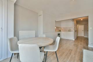 Dit instapklare appartement in het hart van Blankenberge werd volledig gerenoveerd in 2024/2025 en biedt alle comfort voor wie dicht bij de kust...