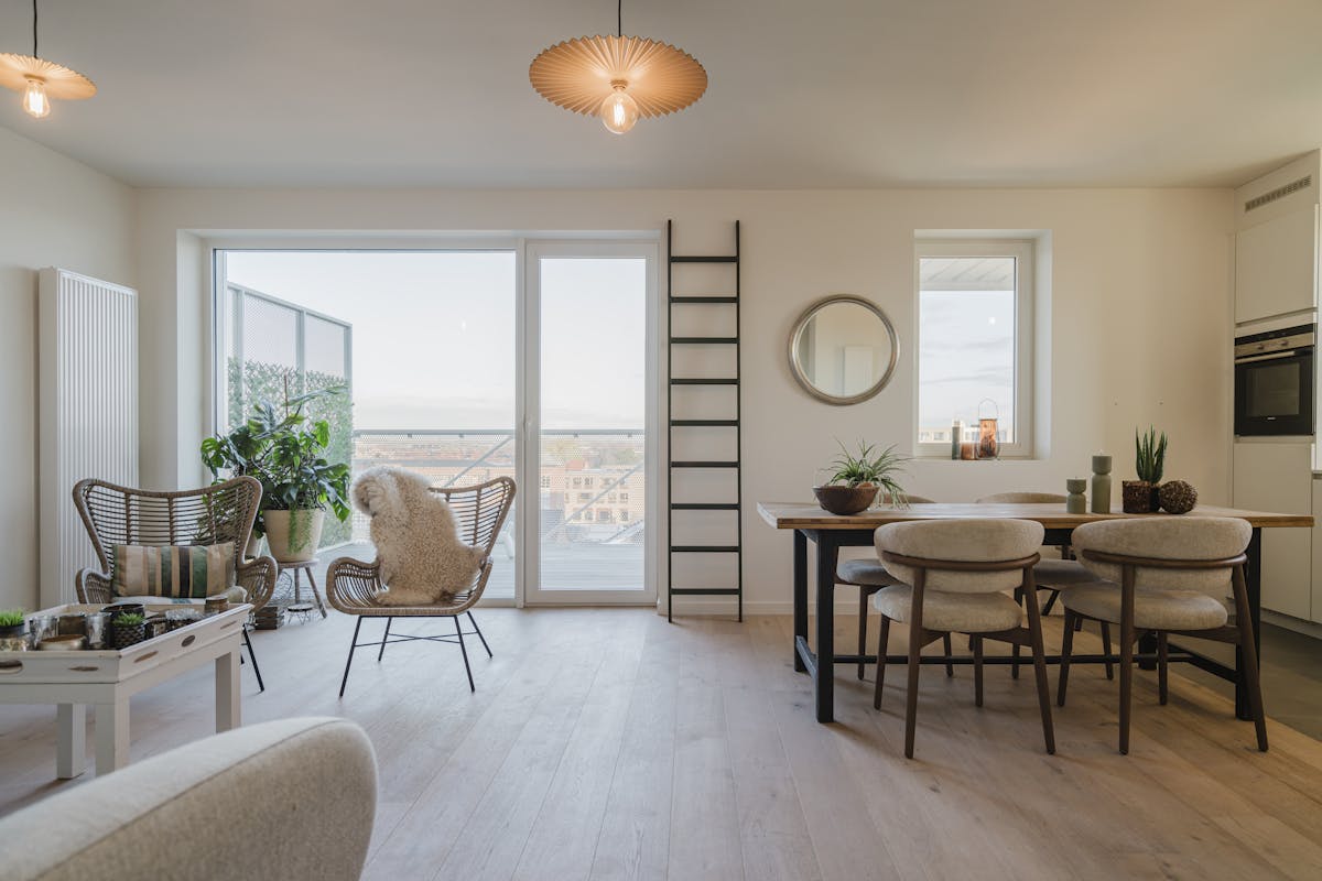 Adembenemend appartement met Leiezicht in hartje Kortrijk - foto 1