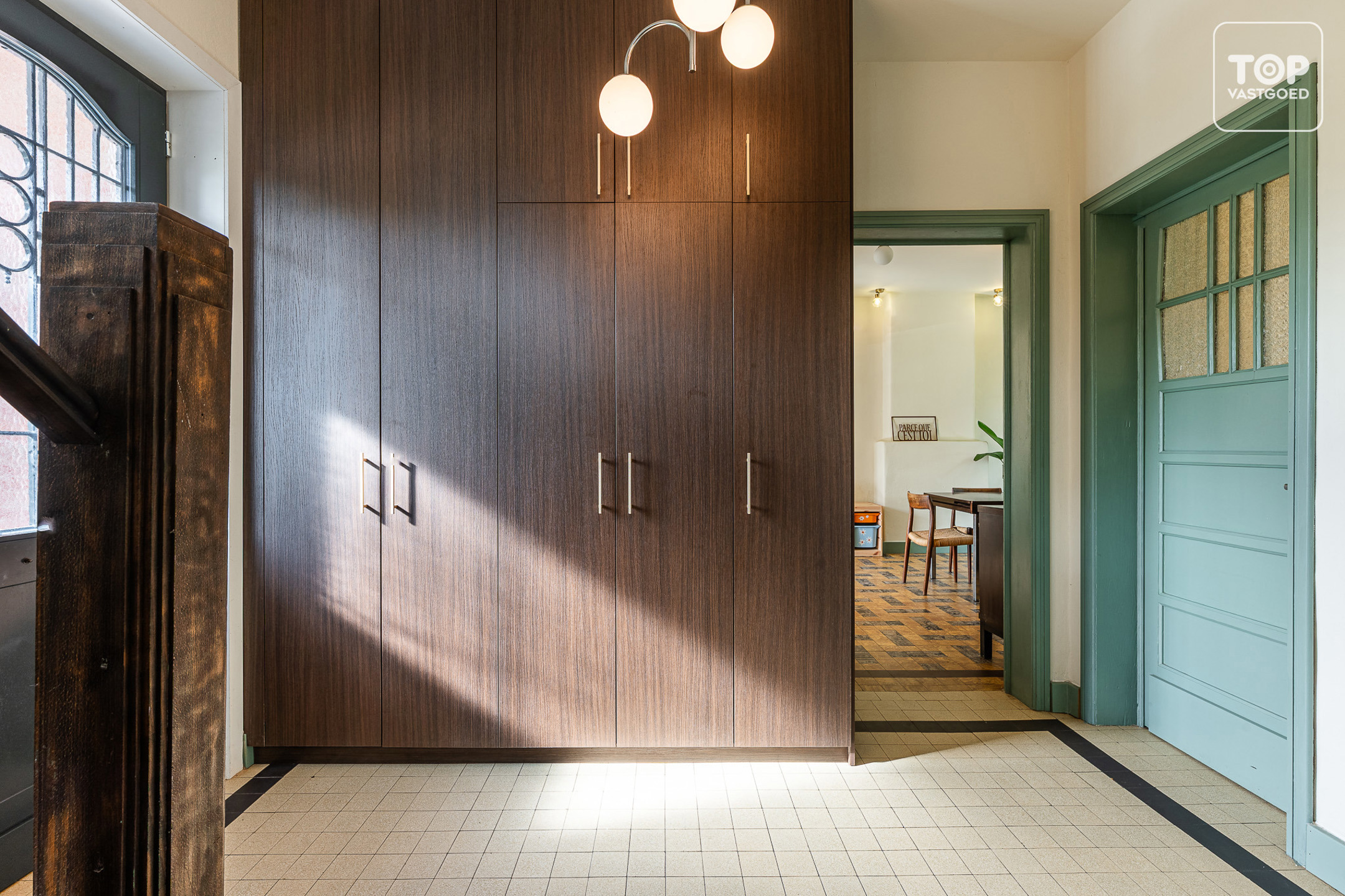 Uniek gerenoveerde woning waar authenticiteit en natuur samenkomen - foto 2