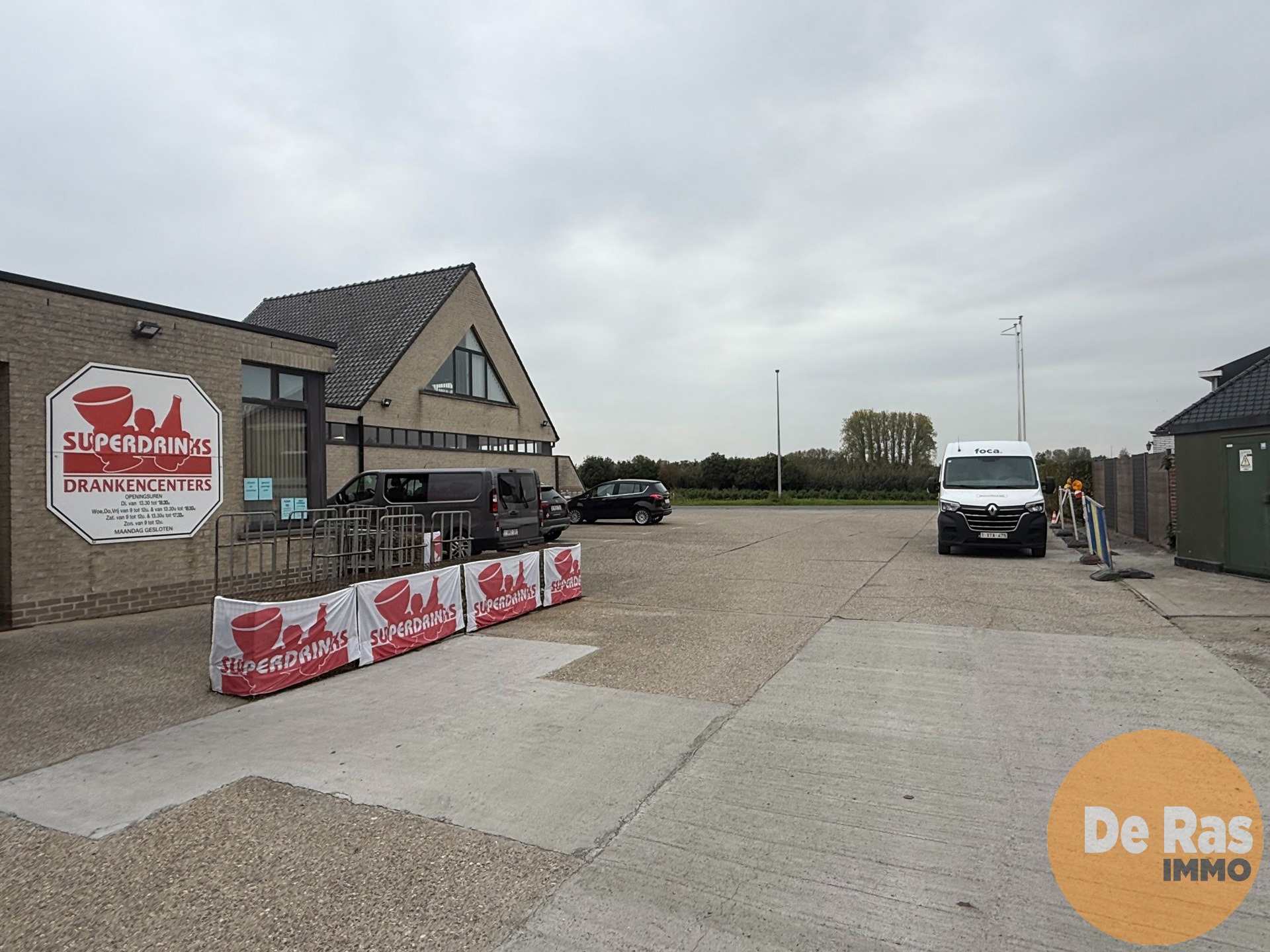 Commercial à louer à Lede - photo 1