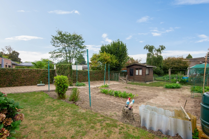 Centraal & gunstig gelegen landhuis op 551m2 met 3 SLK, garage & tuin - foto 5