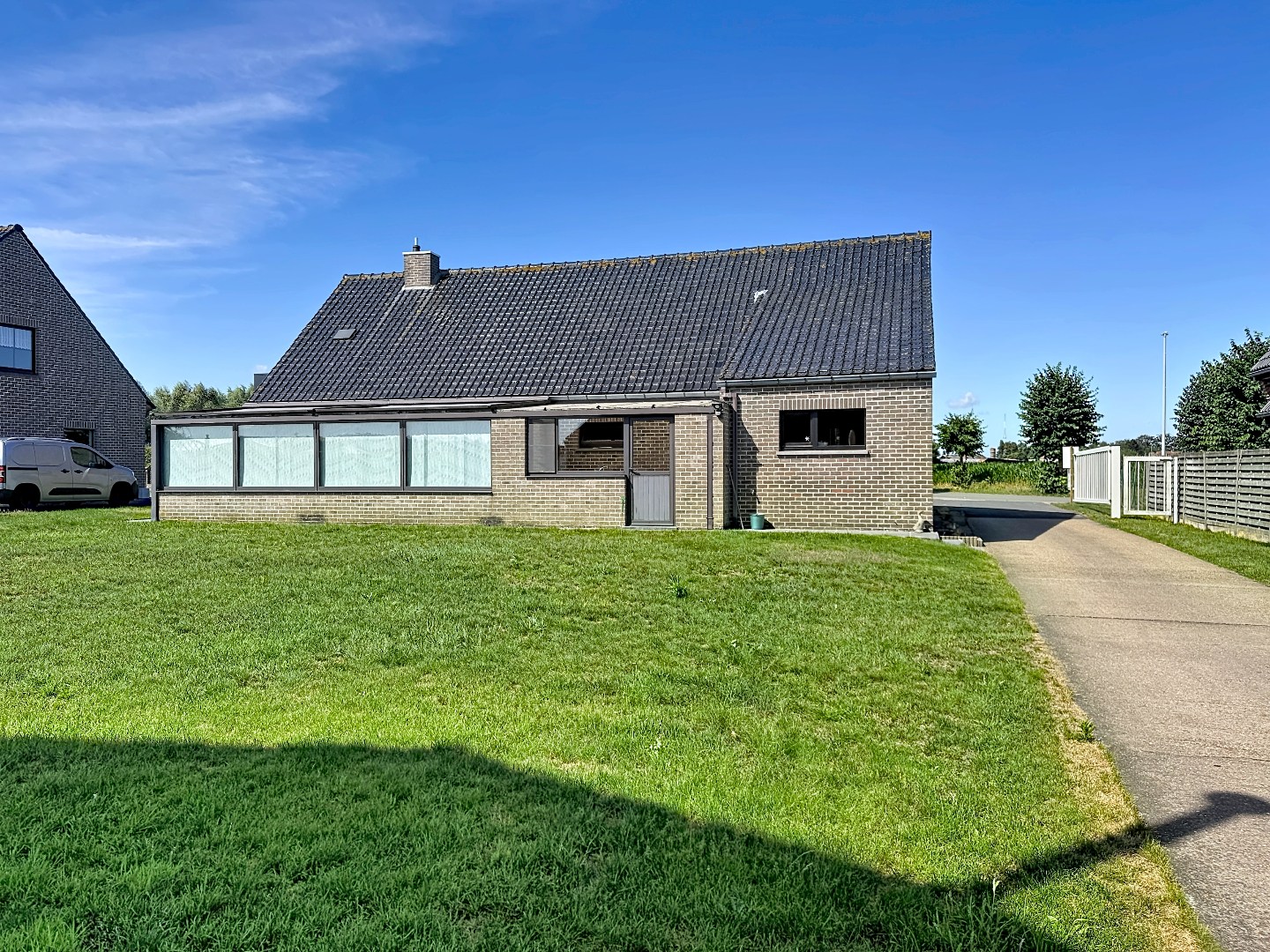Alleenstaande woning met loods te Zerkegem - foto 4