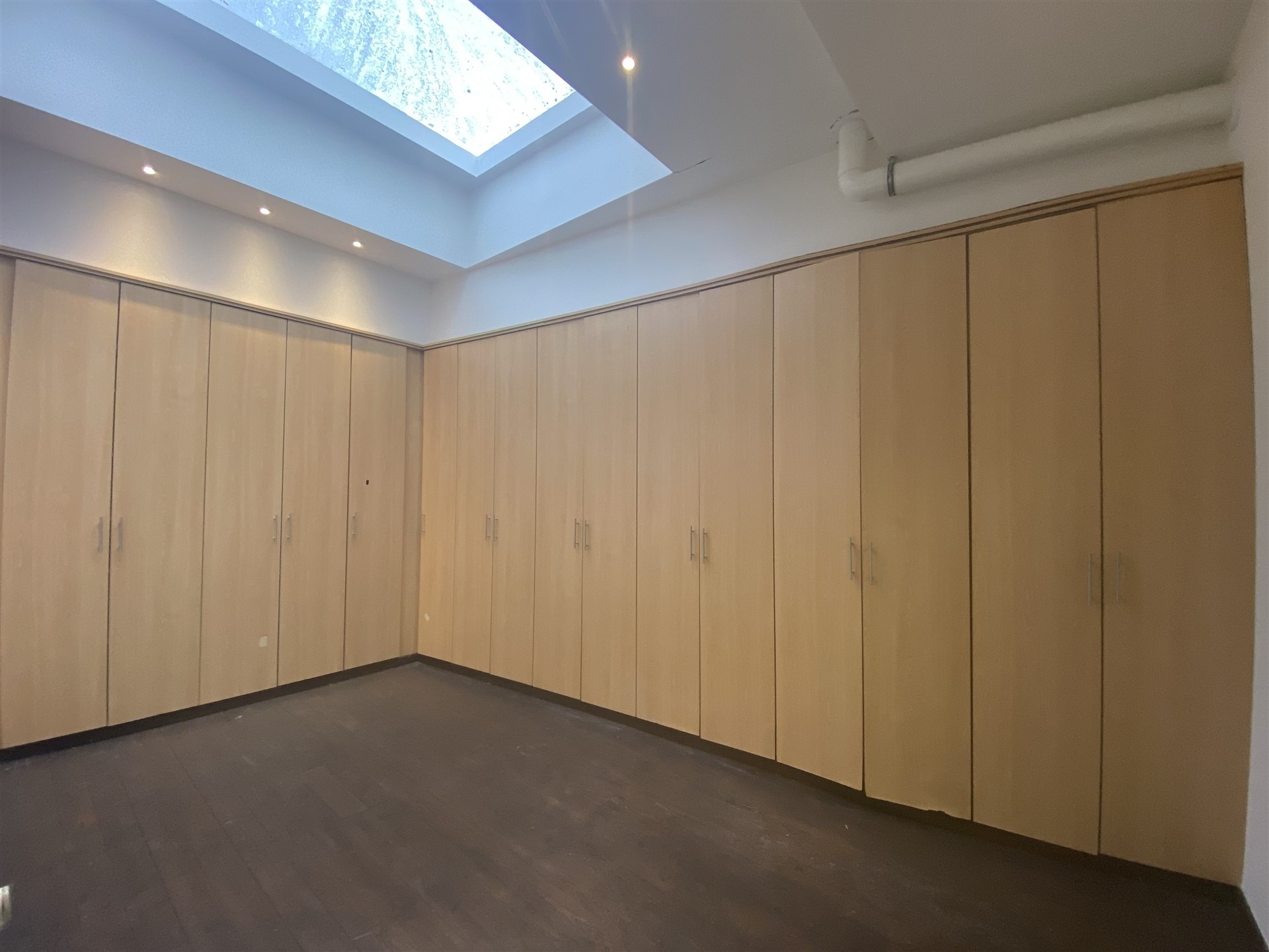 Kantoorruimte/showroom/praktijkruimte - foto 4