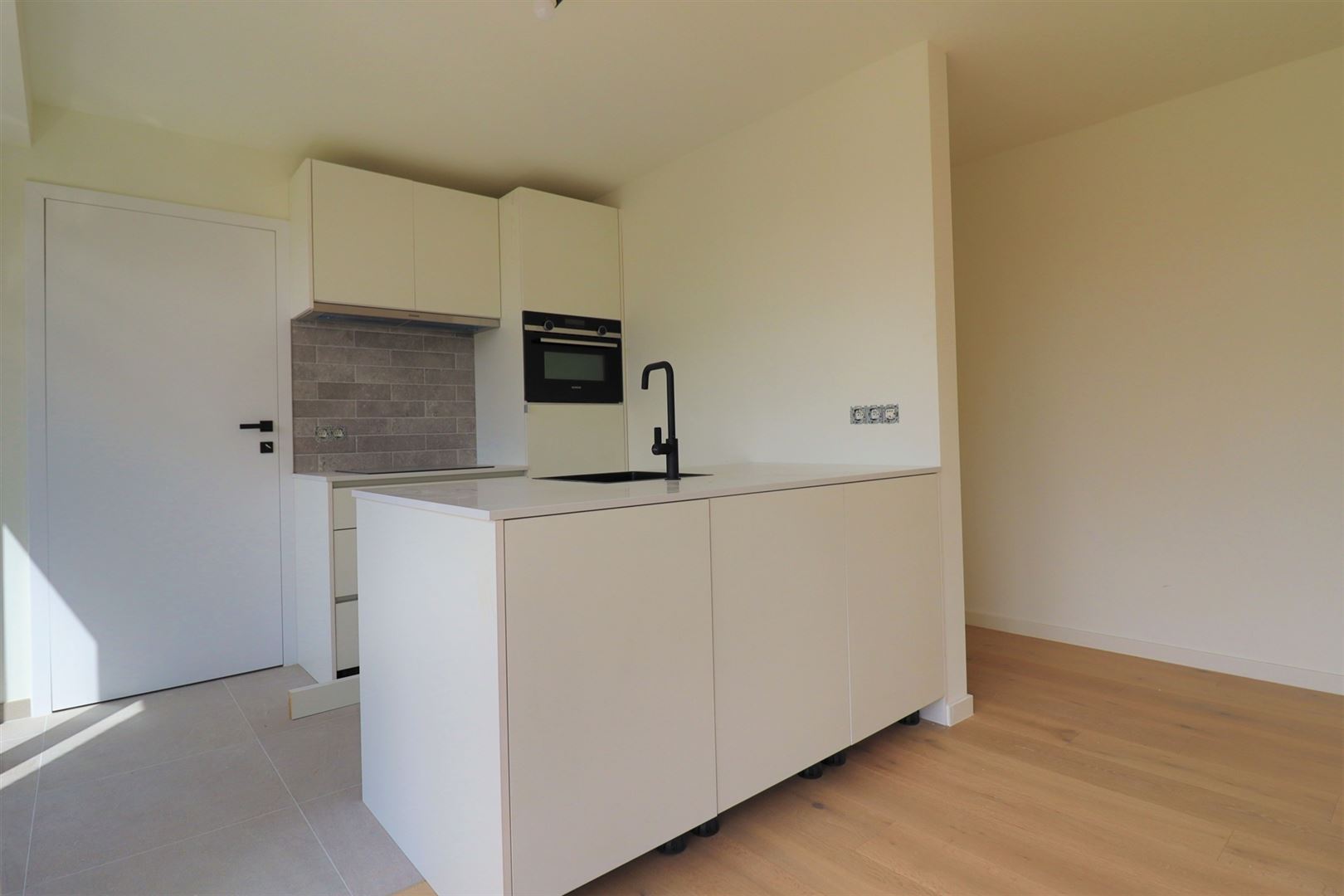Appartement à louer à Courtrai avec 2 chambres - photo 3