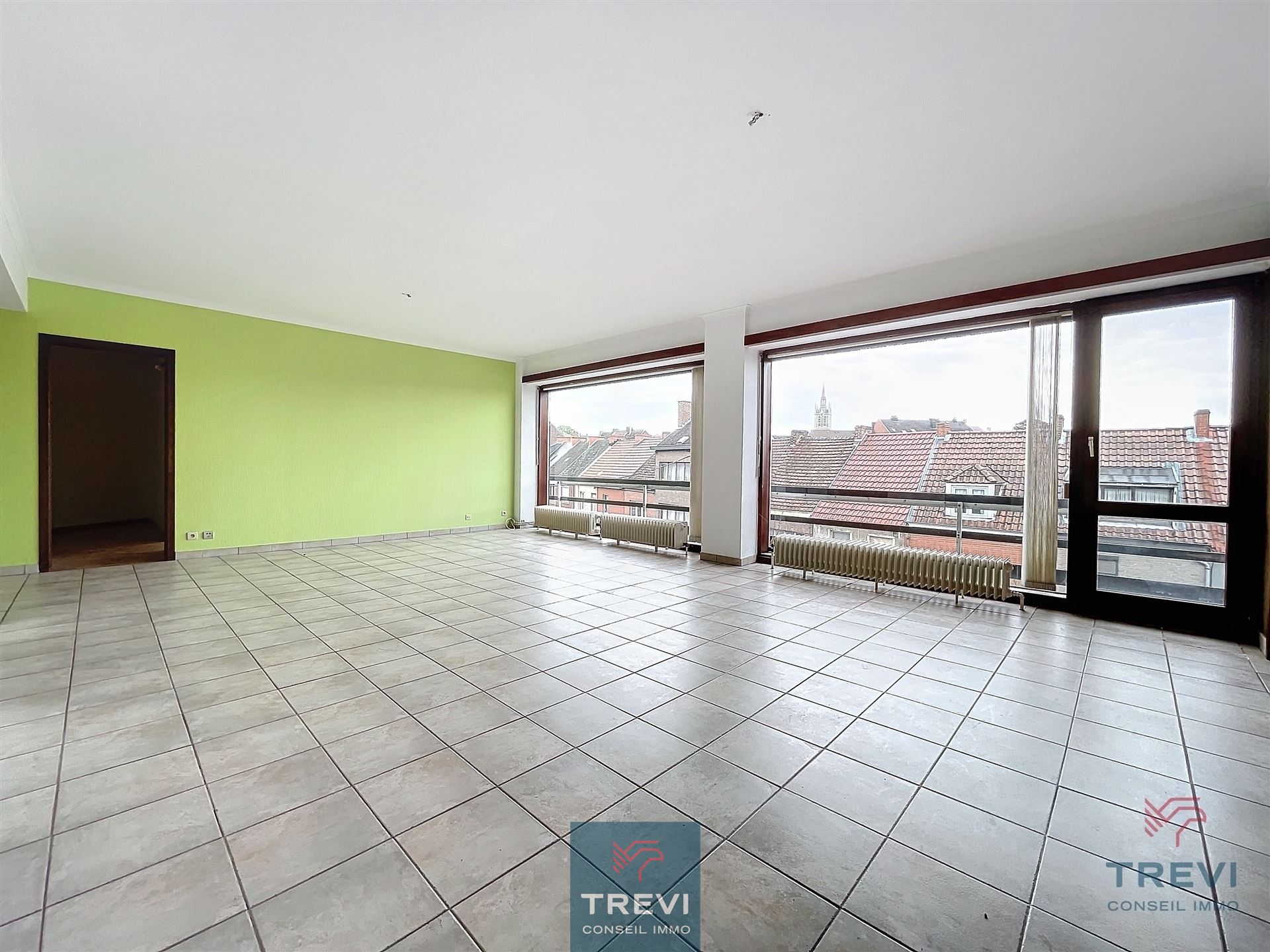 Prachtig appartement met 3 slaapkamers en extra potentieel - foto 3